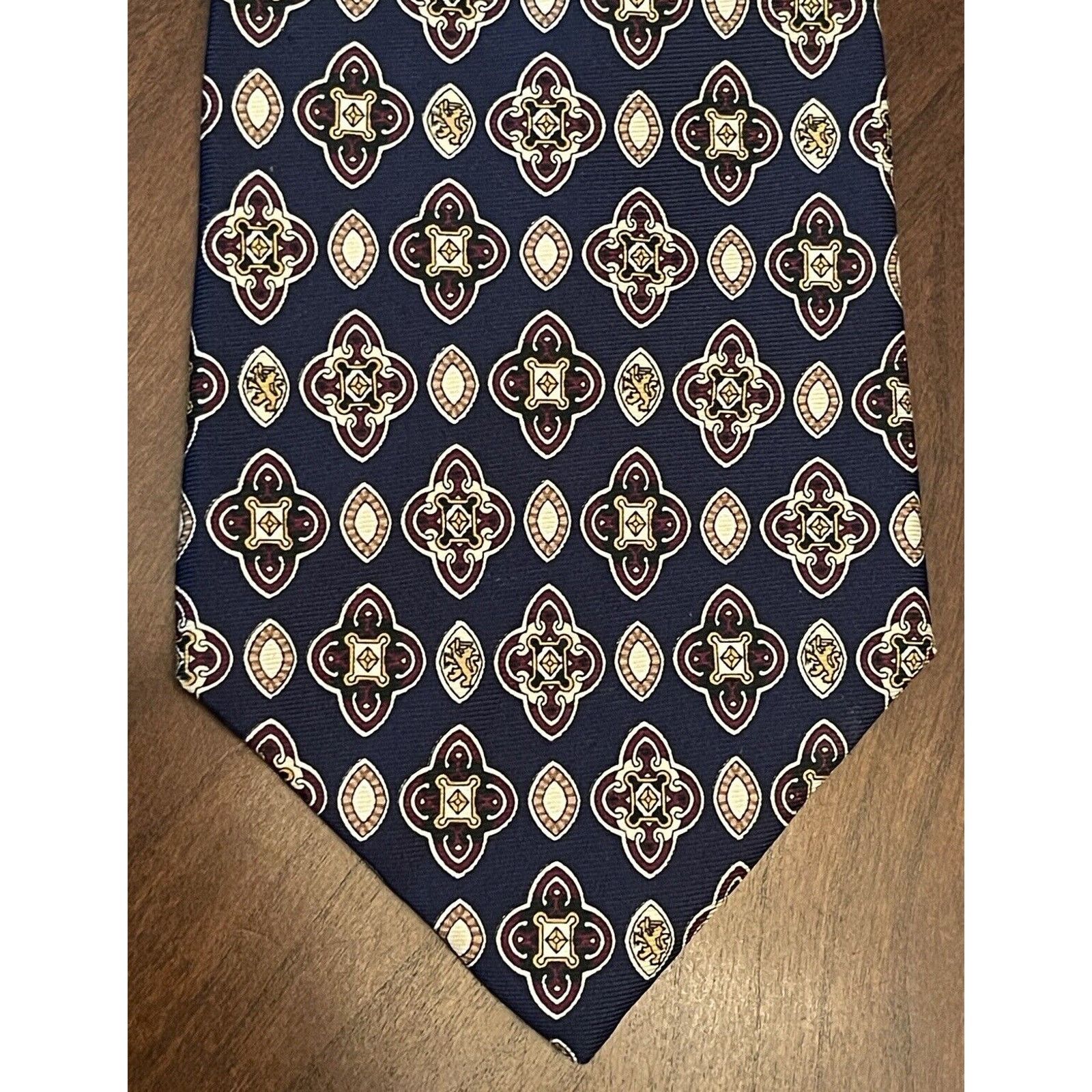 Tommy Hilfiger Tommy Hilfiger Blue Burgundy 100% Italian Silk Made In Usa Size ONE SIZE - 1 Thumbnail