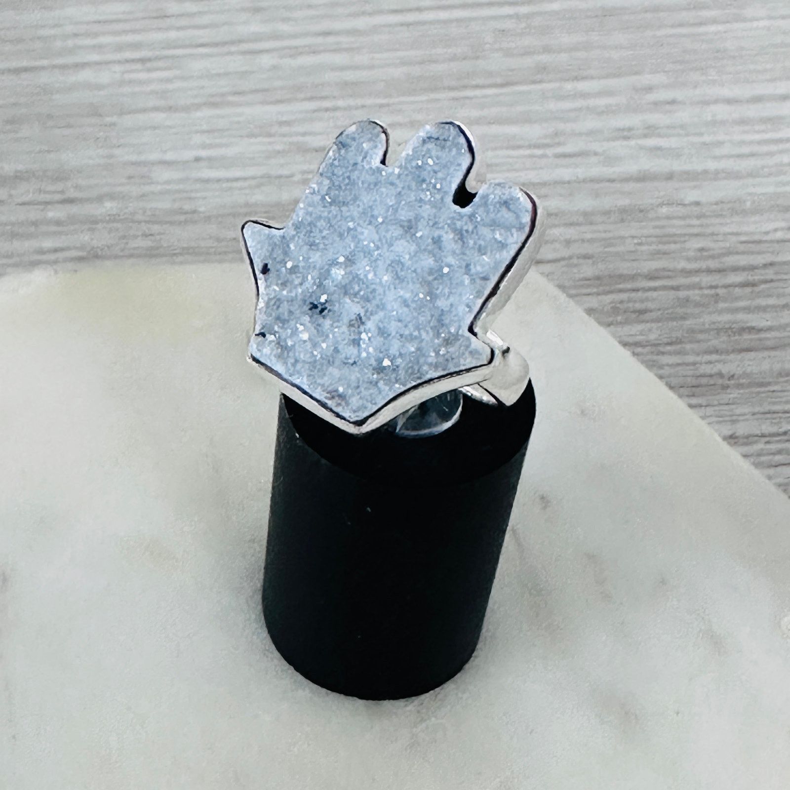 The Unbranded Brand Hamsa Agate Druzy Sterling Silver Ring Size ONE SIZE - 8 Thumbnail