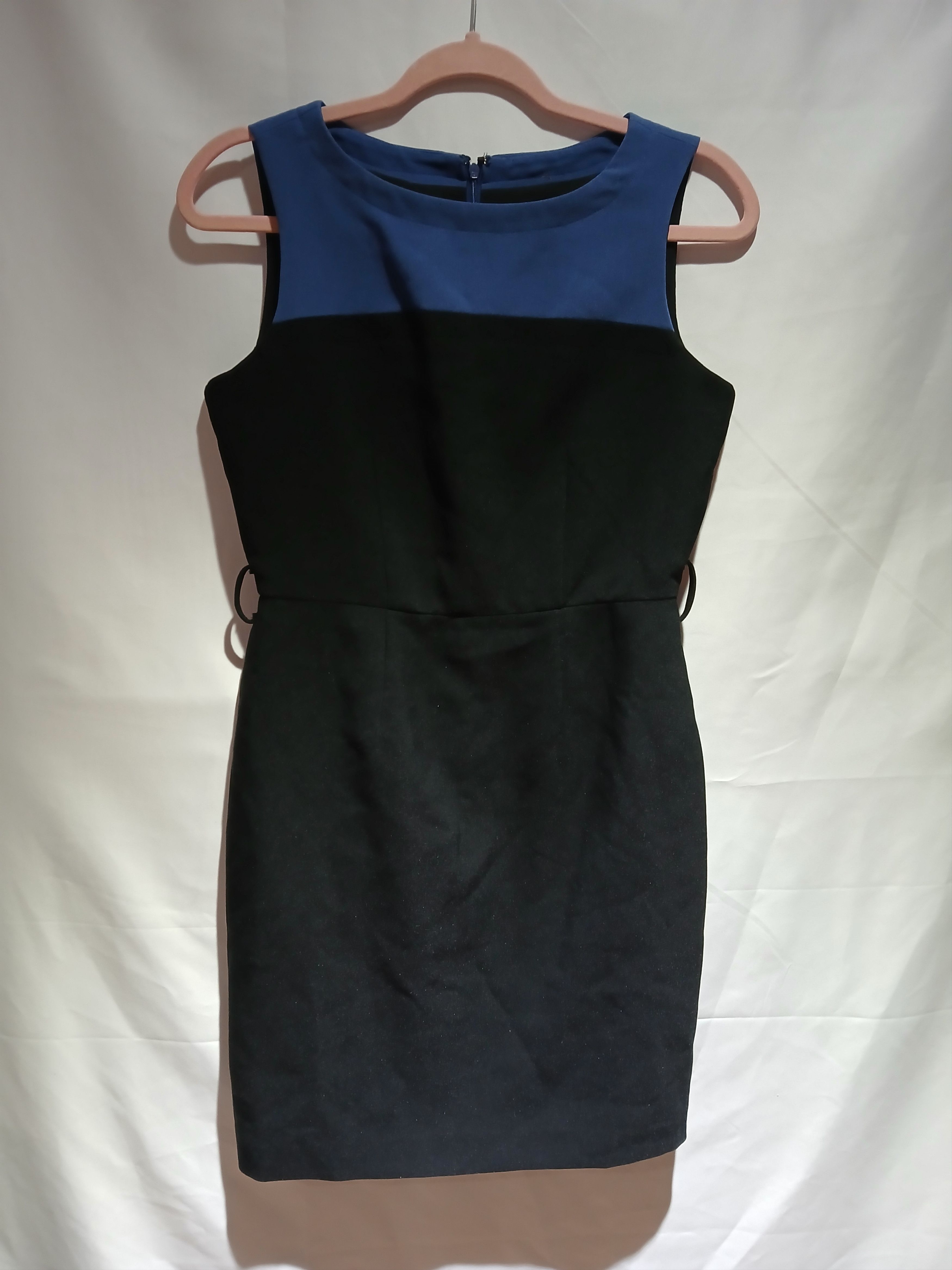Banana Republic Banana Republic black dress size 4P Size S / US 4 / IT 40 - 1 Thumbnail
