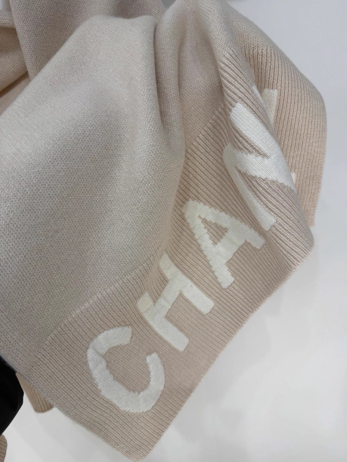 Chanel Chanel 25C 100% Cashmere Beige Logo Scarf Stole NWT Size ONE SIZE - 5 Thumbnail