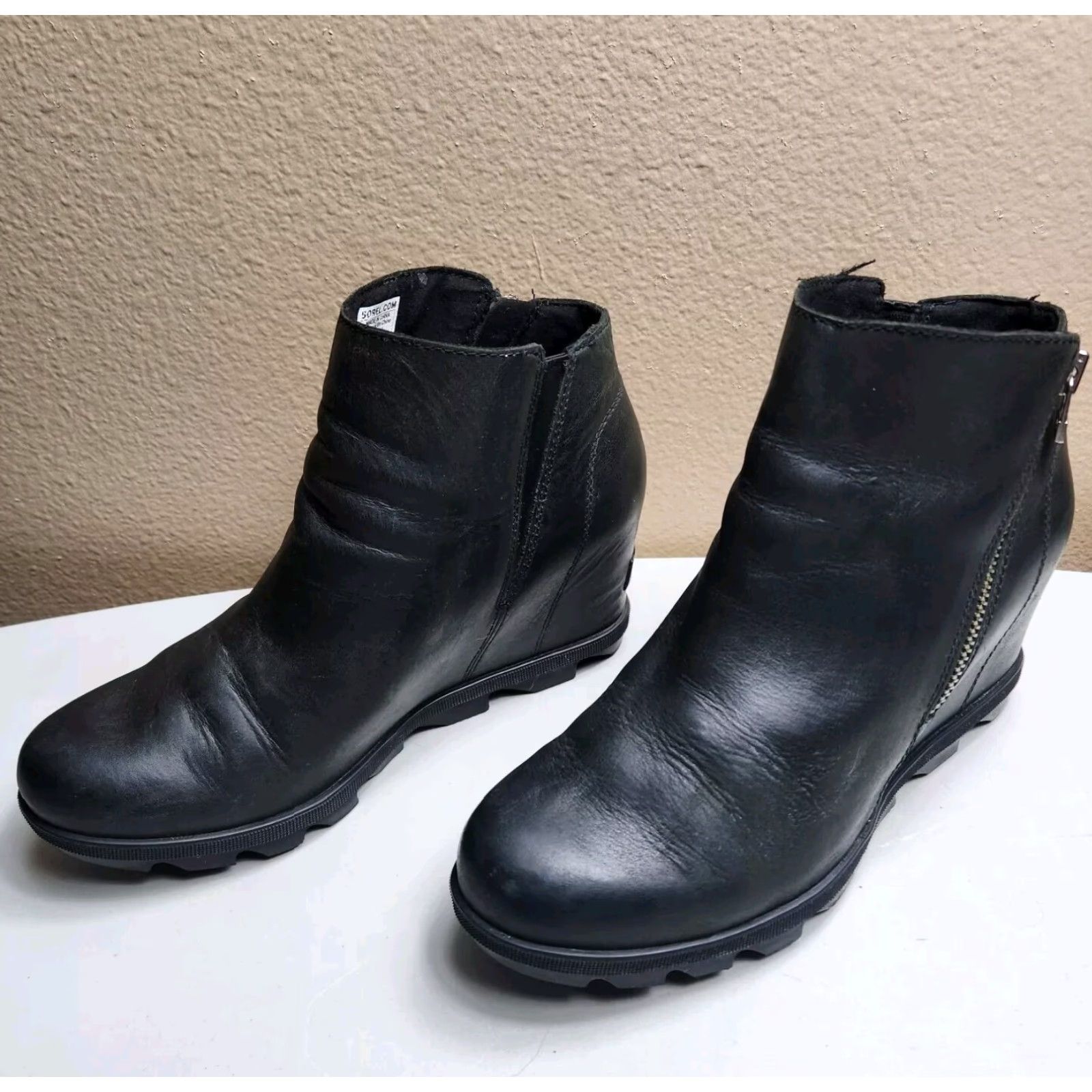 SOREL Sorel Boot Joan of Arctic Zip Wedge II Nubuck Leather Black Womens Size 10 Boots M Black Heel Wedge Casual Size US 10 / IT 40 - 2 Thumbnail