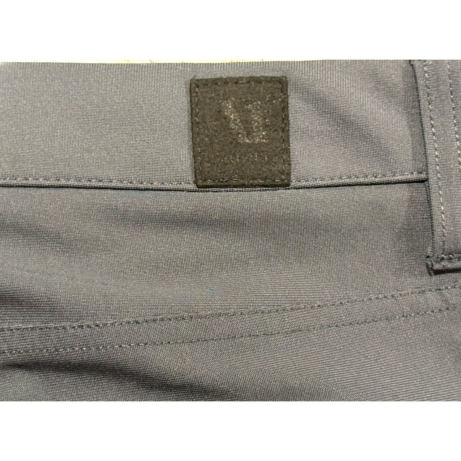 Vuori Vuori Meta Pant Mens 36x32 Gray Stretch Chino Pockets Slim Tapered 5-Pocket Zip Button Regular Waist Logo Front Flat Front Style Puori? Size US 36 / EU 52 - 5 Thumbnail