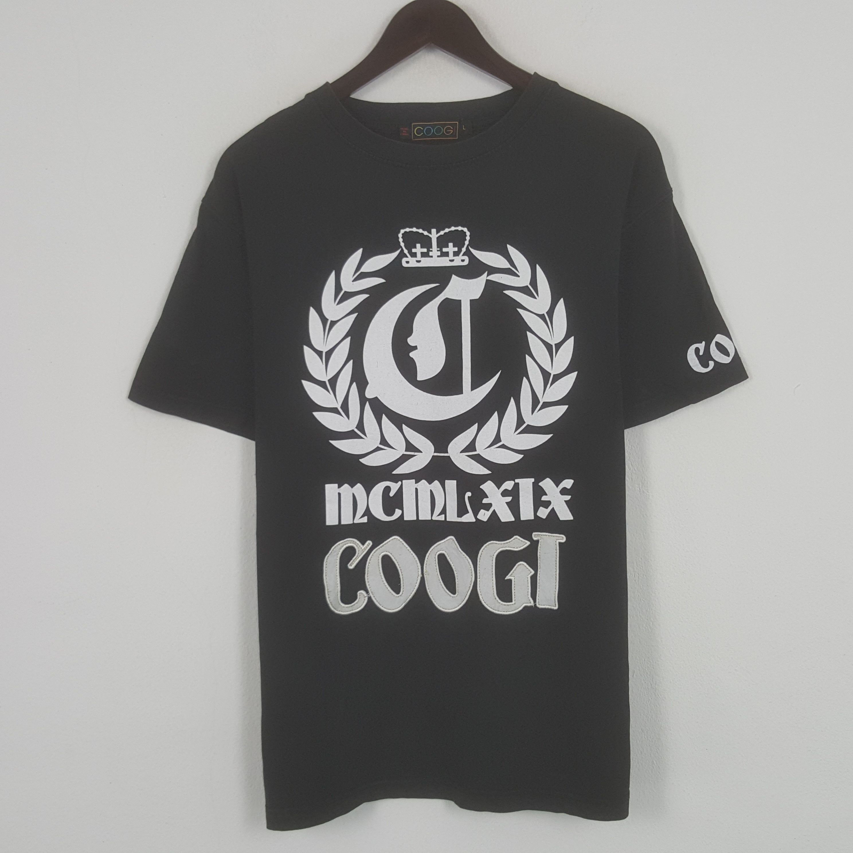Vintage Vintage MCMLXIX Coogi Tshirt Size US L / EU 52-54 / 3 - 1 Thumbnail