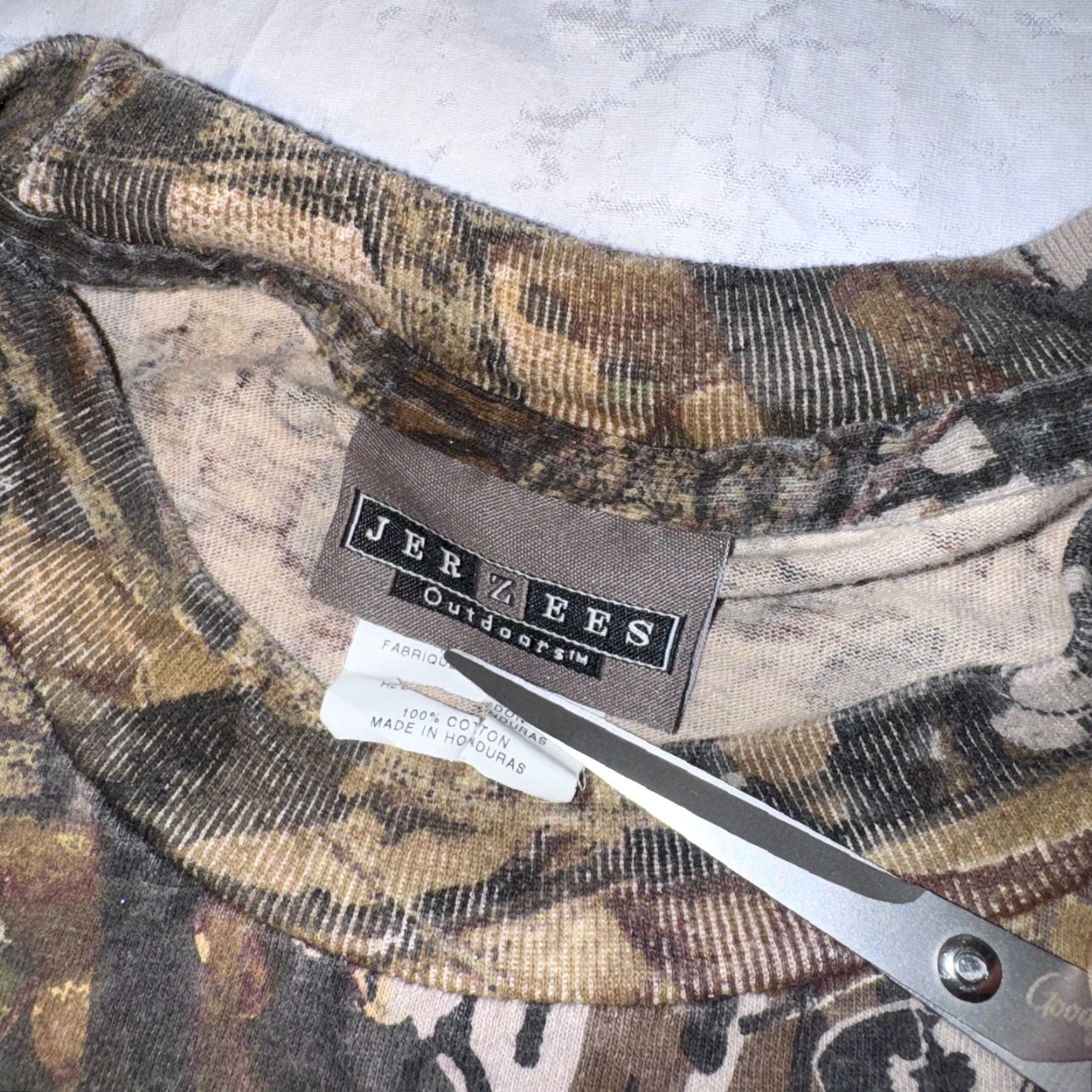 Jerzees VINTAGE Jerzees Outdoor Mossy Oak Camo Long Sleeve Tshirt 2XL Men's Camouflage Logo T-Shirt Size US XXL / EU 58 / 5 - 2 Thumbnail