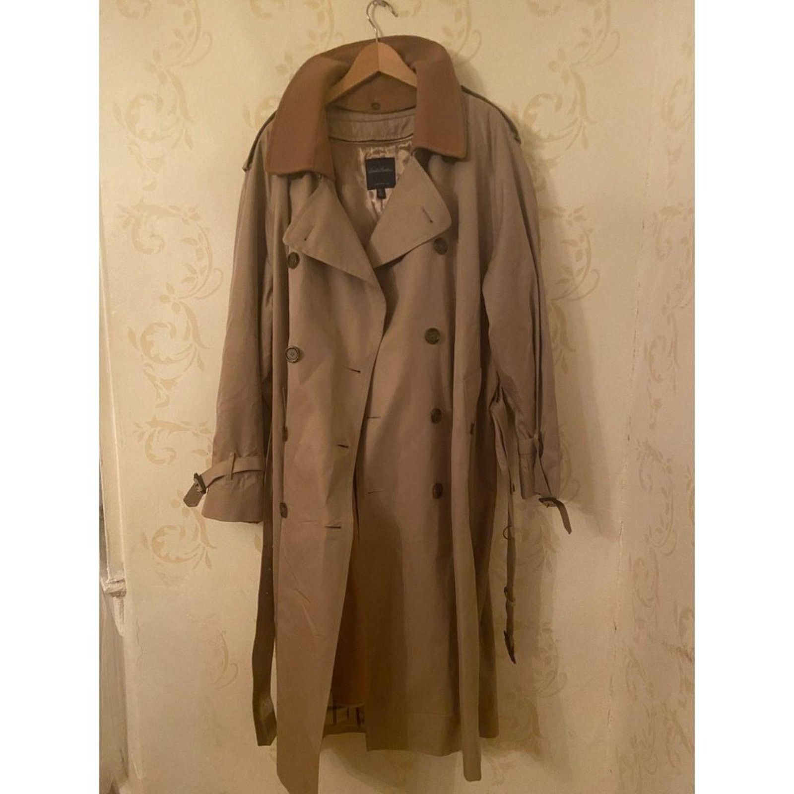 Brooks Brothers Men's Brooks Brothers Double-Breasted Khaki Trench Coat Size US S / EU 44-46 / 1 - 2 Thumbnail