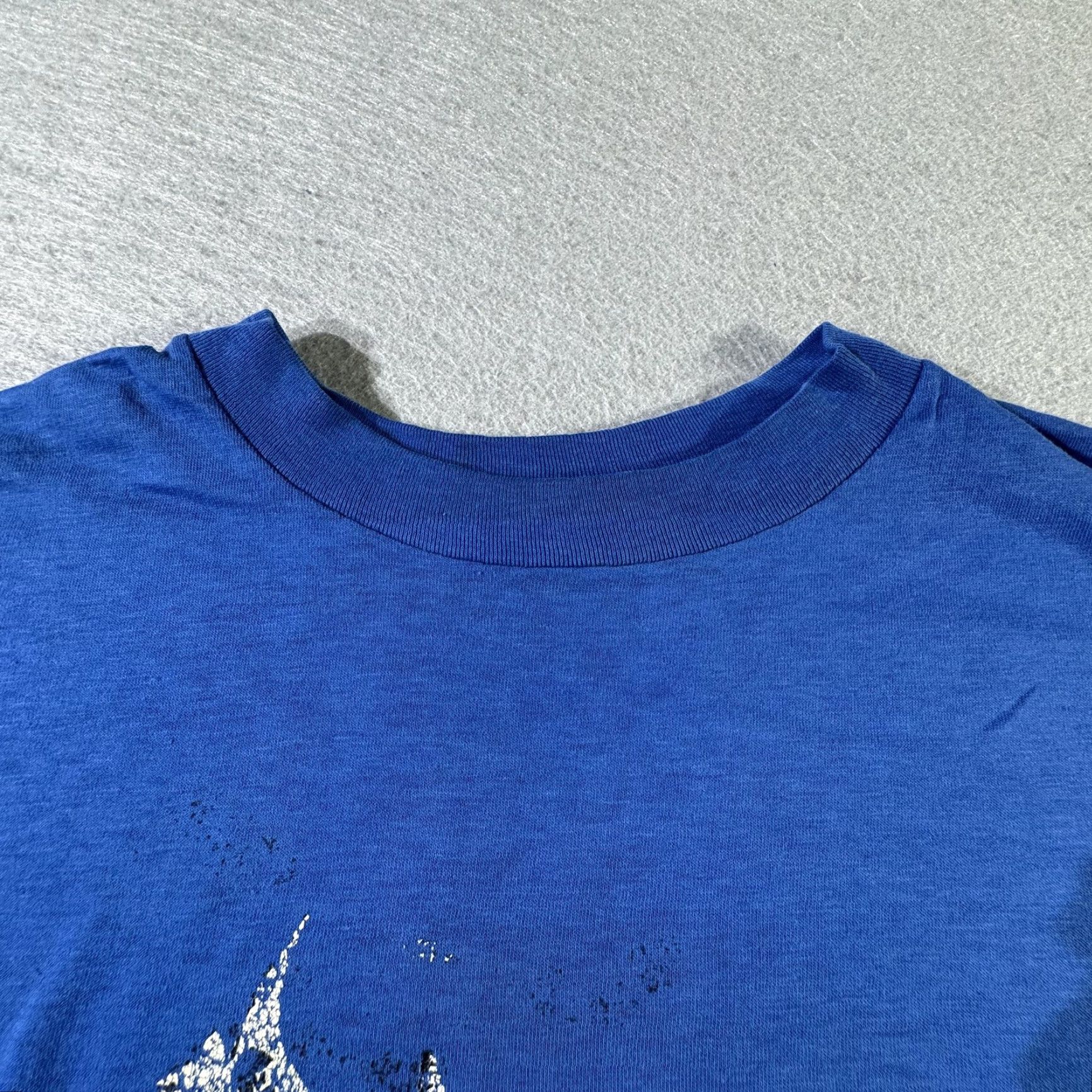 Vintage VINTAGE Soccer Shirt Mens XL Blue Distressed Graphic Tee 80s 90s Rare Size US XL / EU 56 / 4 - 6 Thumbnail