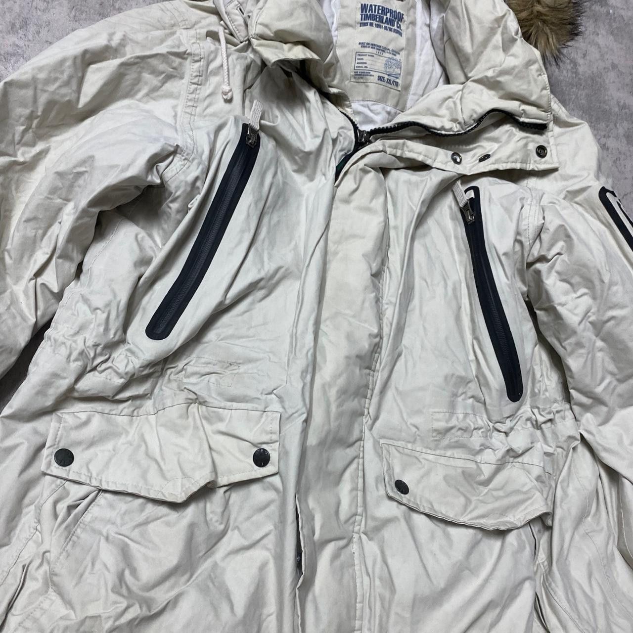 Other Cream and black streetwear-inspired puffer jacket Size US XXL / EU 58 / 5 - 3 Thumbnail