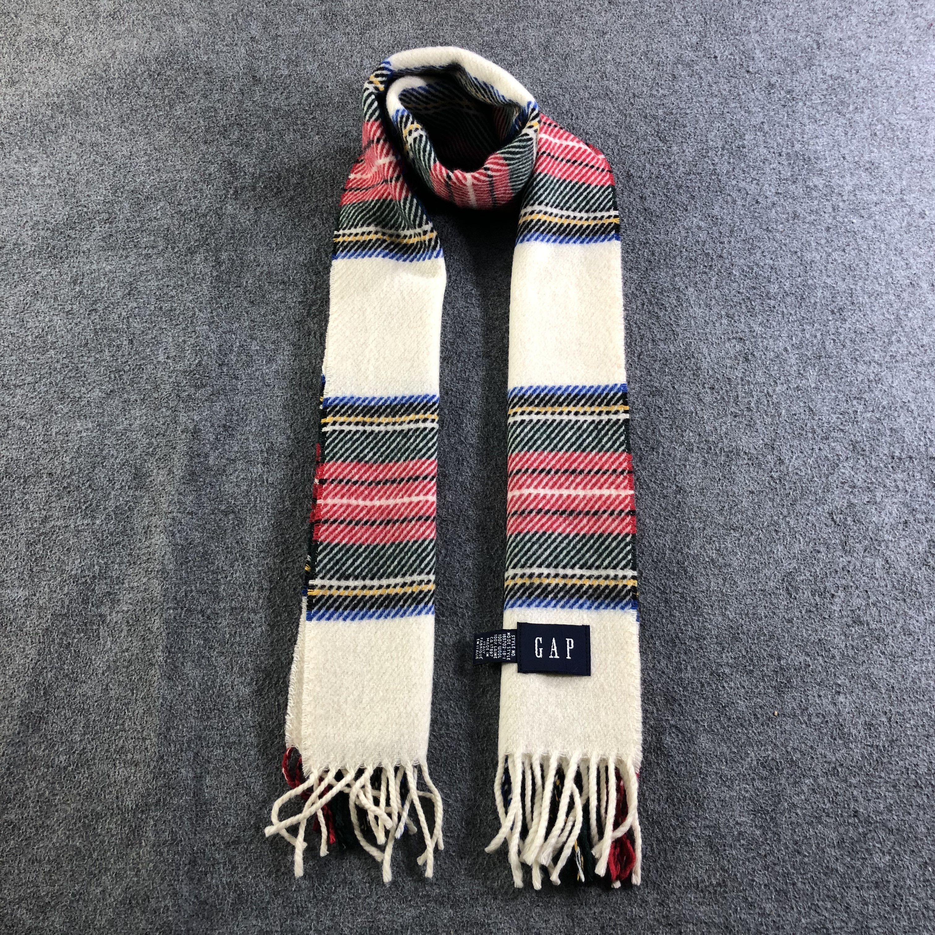 Gap Gap Tartan Wool Scarf Muffler V2033 Size ONE SIZE - 1 Thumbnail