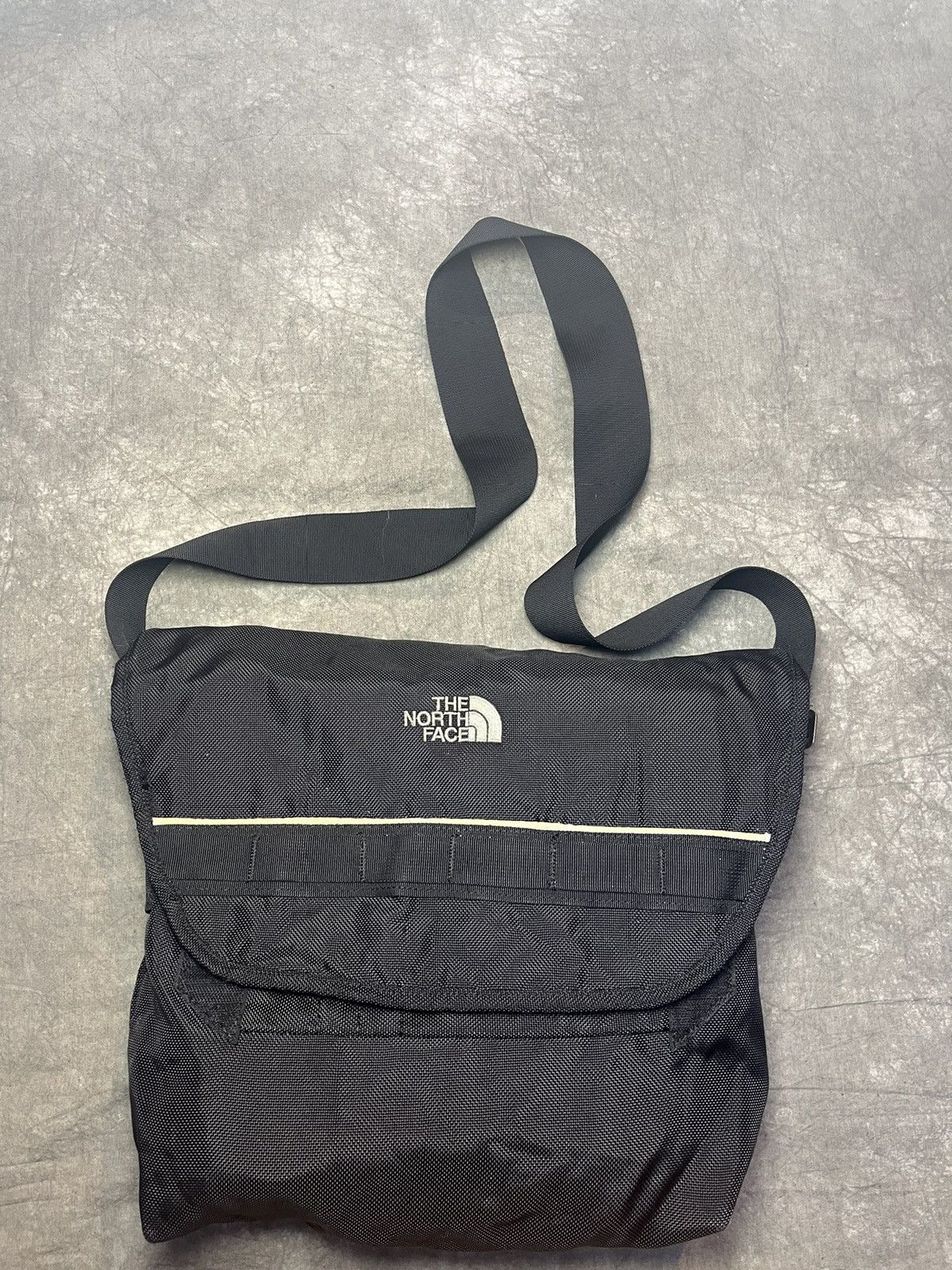 The North Face × Vintage Vintage The North Face Messenger Bag Y2K Streetstyle Size ONE SIZE - 1 Thumbnail