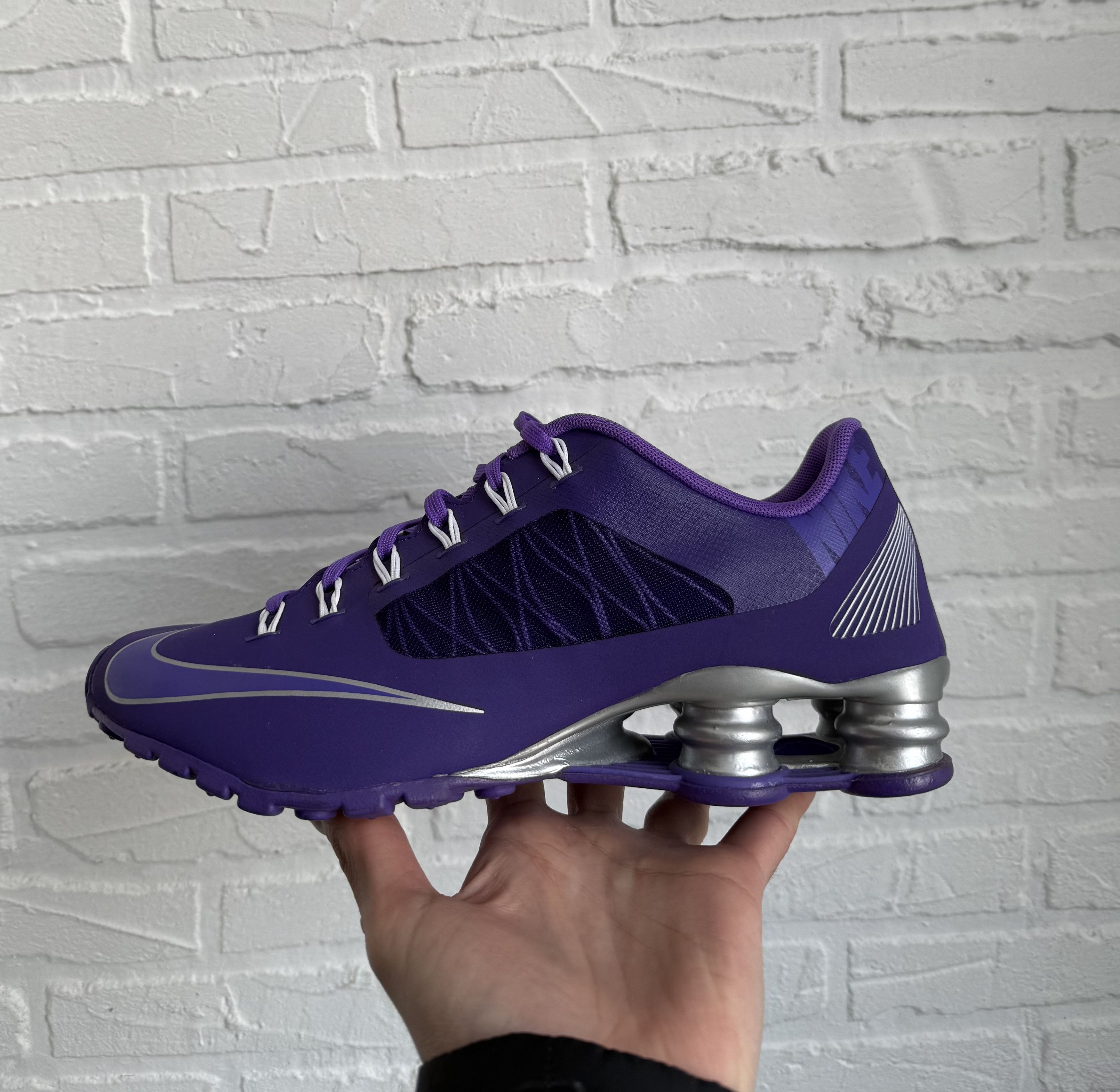 Nike 2014 Nike shox r4 superfly violet silver sneakers Size US 9 / EU 42 - 1 Thumbnail