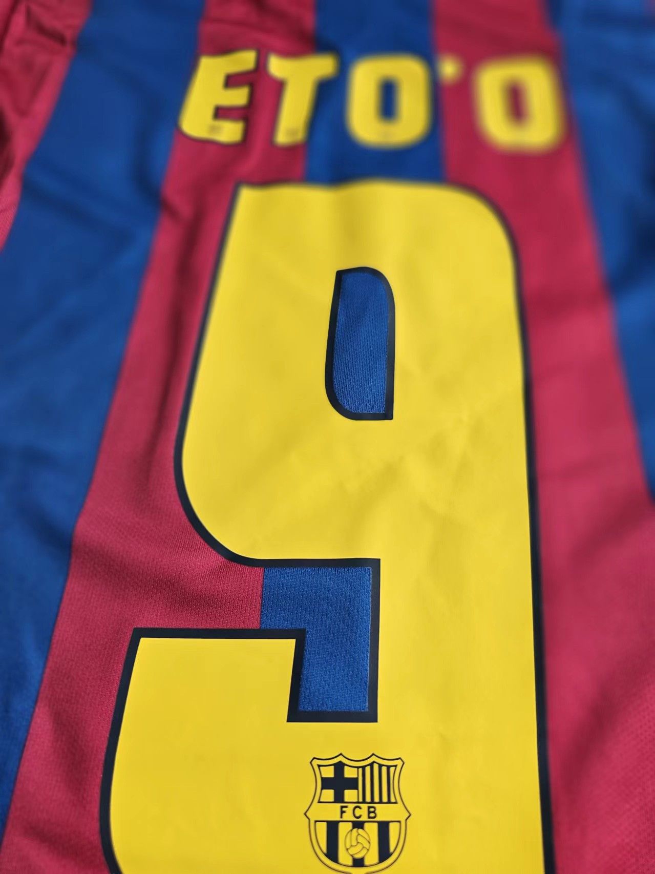 Other 2006 Barcelona #9 Samuel Eto'o Jersey Home Size US XL / EU 56 / 4 - 3 Thumbnail
