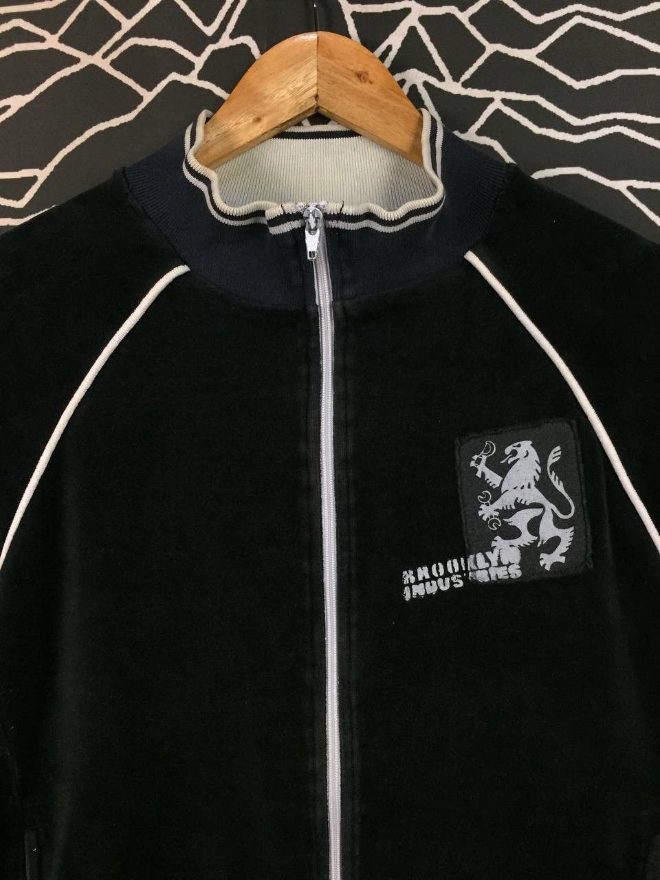 Brooklyn Industries Vtg Brooklyn Industries Lion Crest Logo Velour Track Jacket Size US M / EU 48-50 / 2 - 3 Thumbnail