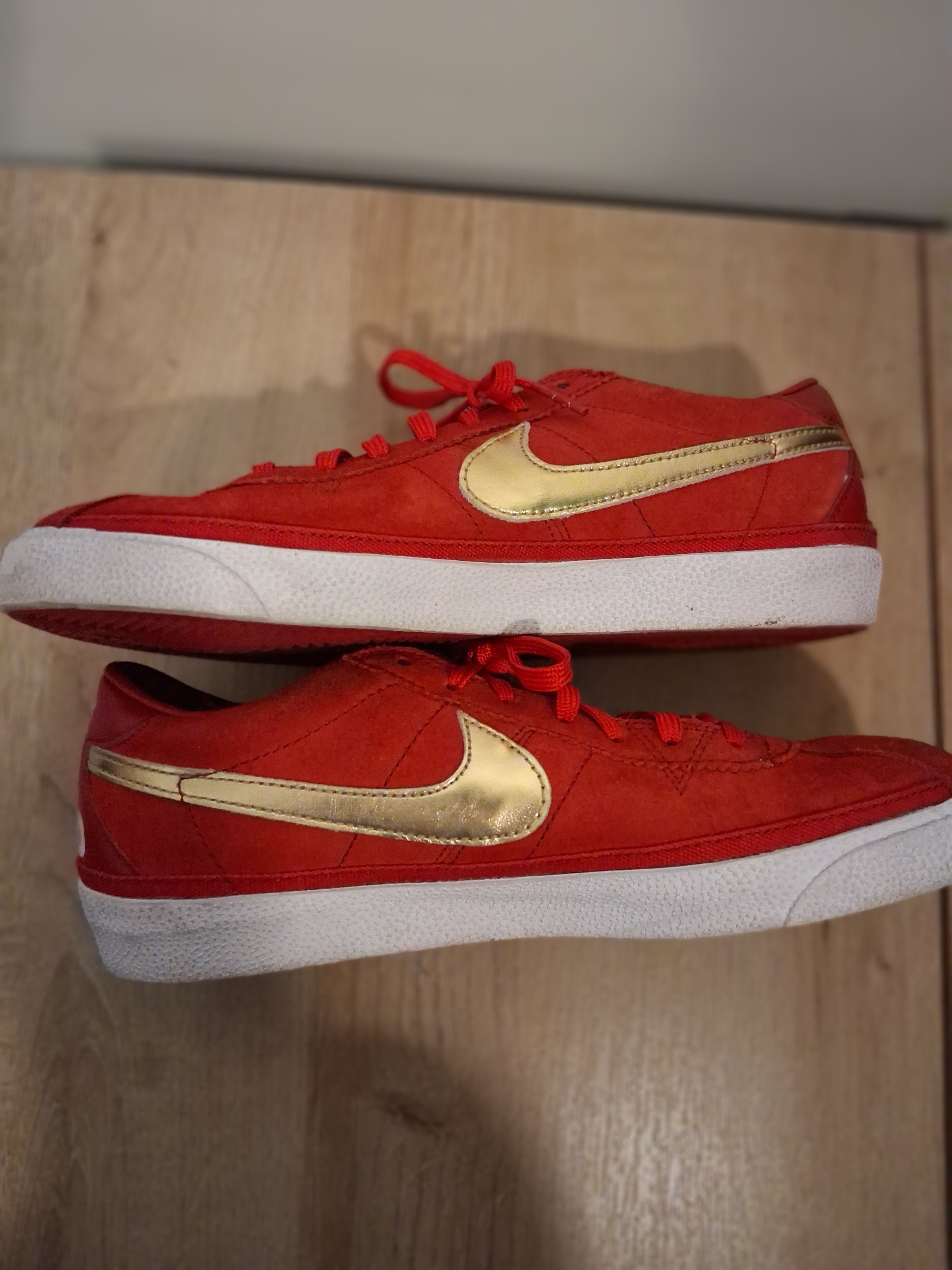 Nike × Supreme Nike Supreme x Zoom Bruin SB Size US 6.5 / EU 39-40 - 3 Thumbnail