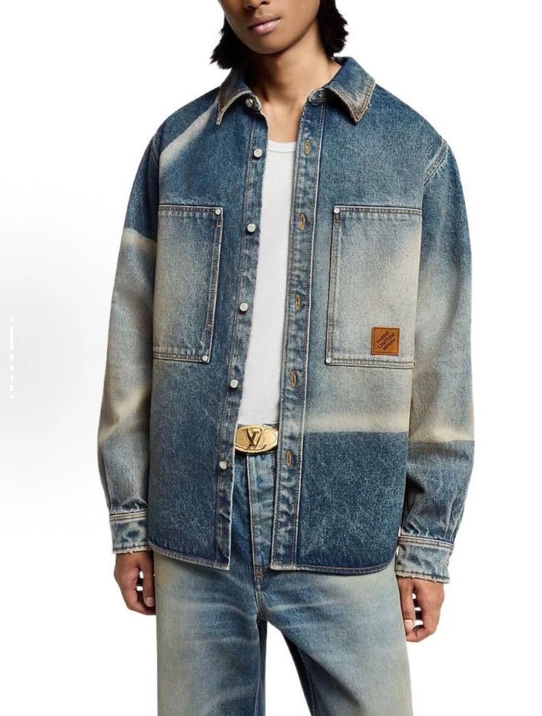Louis Vuitton Louis Vuitton SS25 Men's Spring-Summer Collection Logo Bad Size US M / EU 48-50 / 2 - 3 Thumbnail
