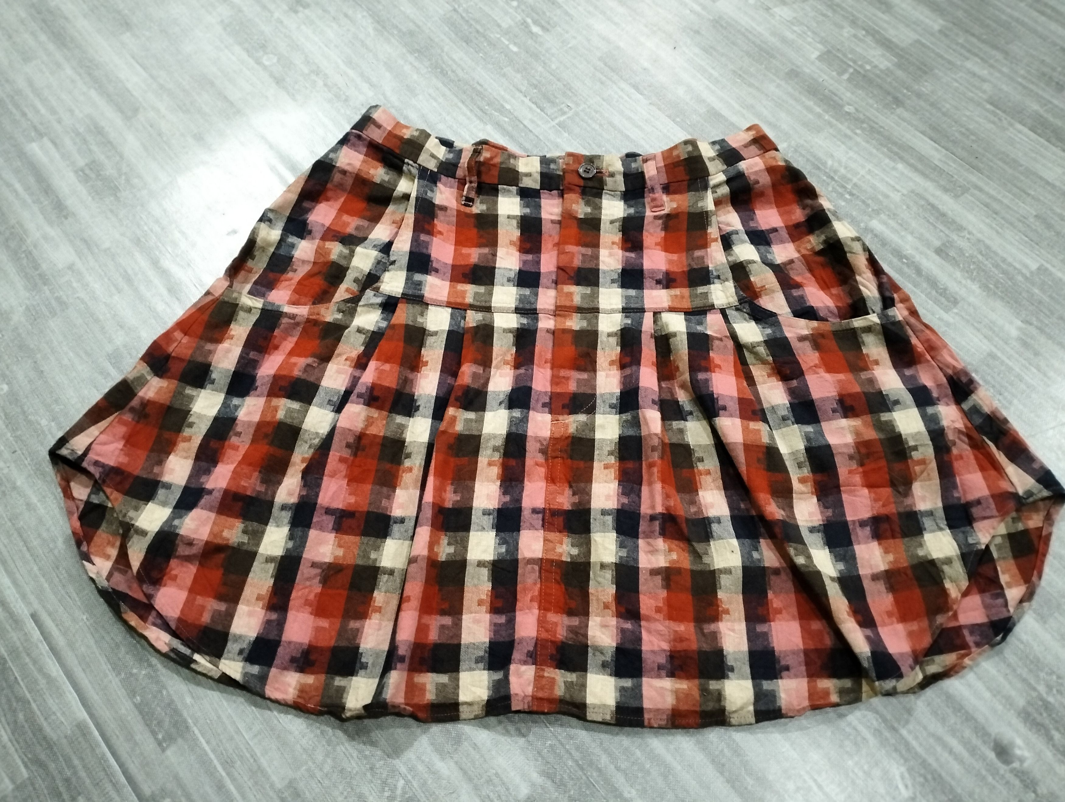 image of Ne-Net Issey Miyake Plaid Baggy Mini Skirt, Women's (Size 30)