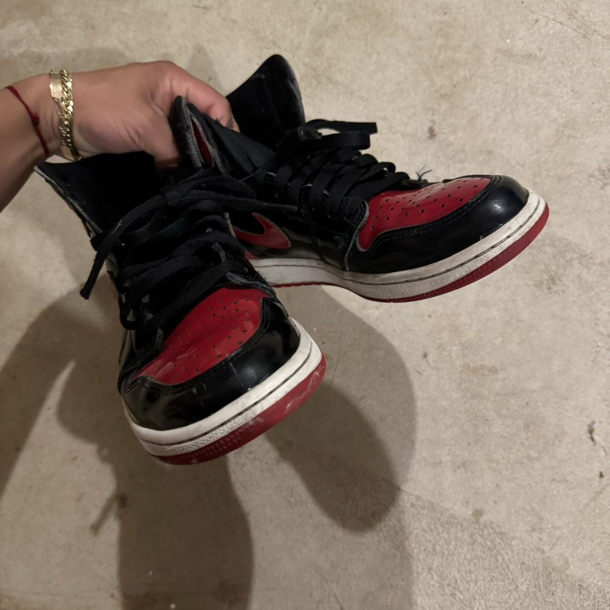 Jordan Brand Jordan 1 Retro High OG Patent Bred Sz 8.5 Size US 8.5 / EU 41-42 - 9 Thumbnail