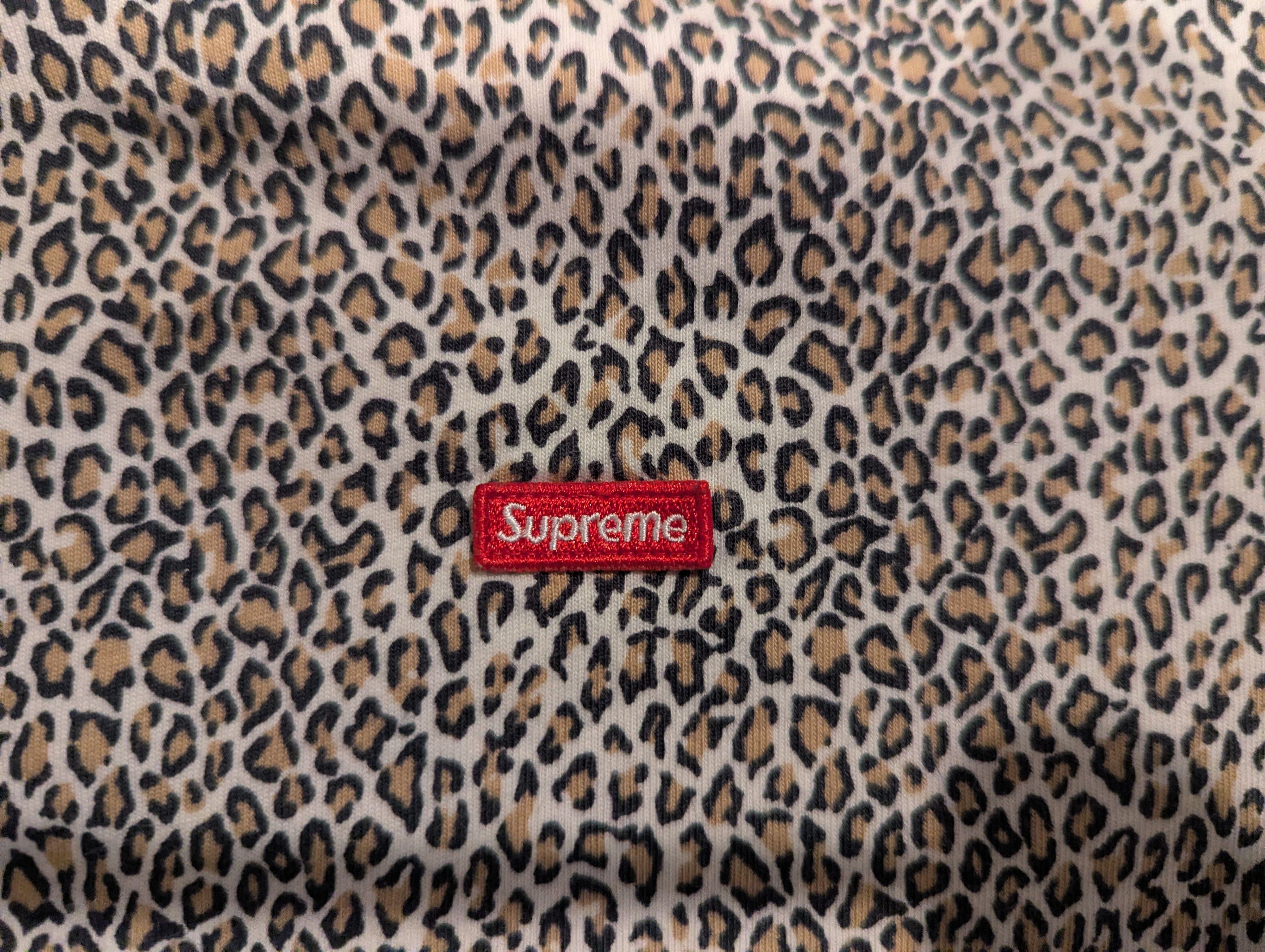 Supreme Supreme Small Box Tee in Leopard Size US M / EU 48-50 / 2 - 2 Thumbnail