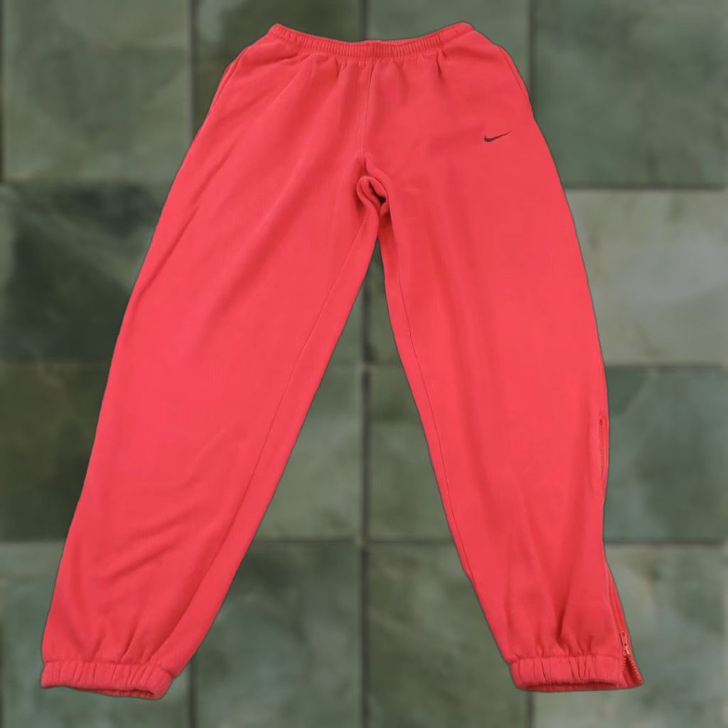 Nike VINTAGE Nike Pants Mens Extra Large Red Track Pants Athletic Drawstring Pockets Size US 33 - 1 Thumbnail
