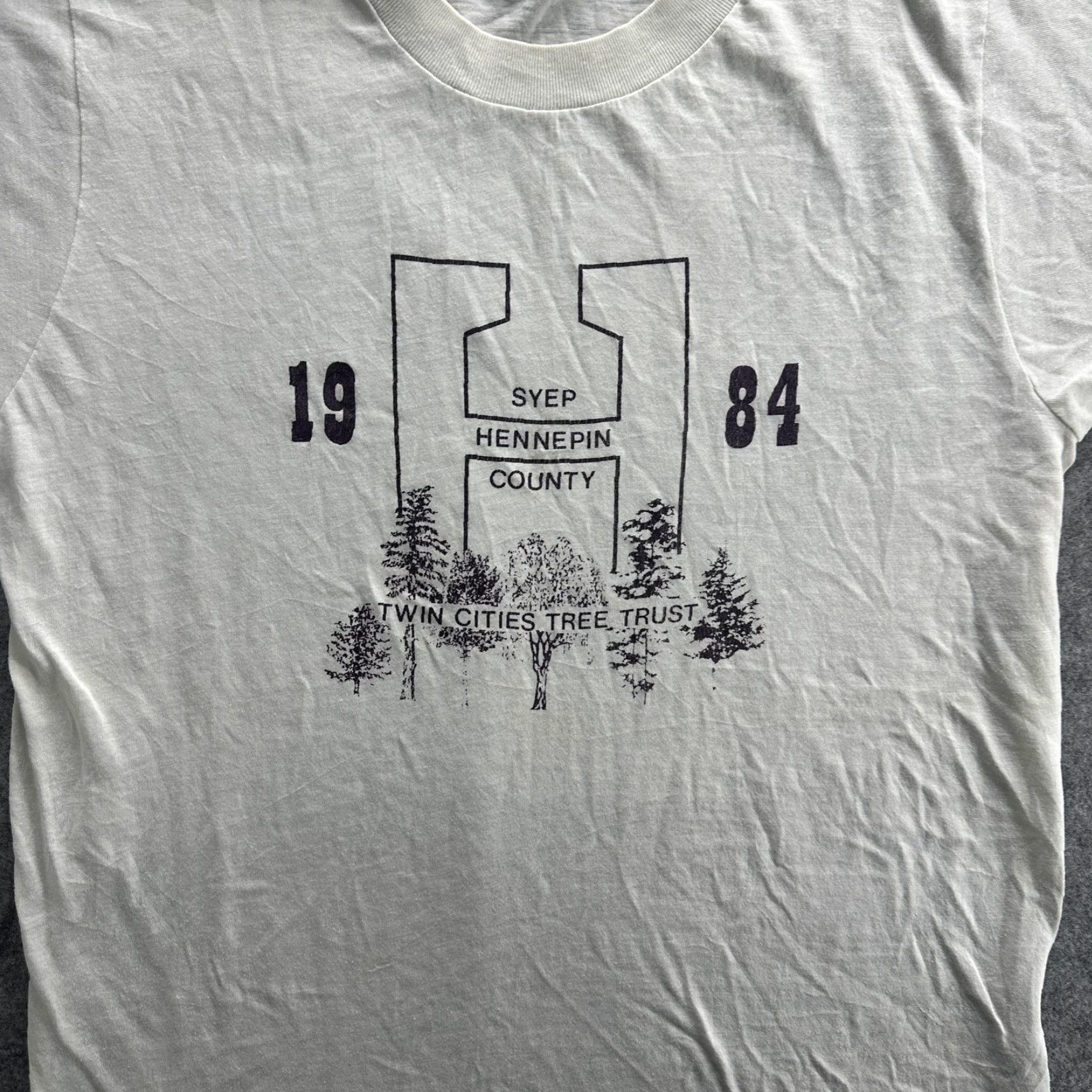 Vintage VINTAGE Hennepin County T-Shirt Mens Large Cotton 80s Twin Cities Tree Trust Graphic Tee City Nature Size US L / EU 52-54 / 3 - 3 Thumbnail