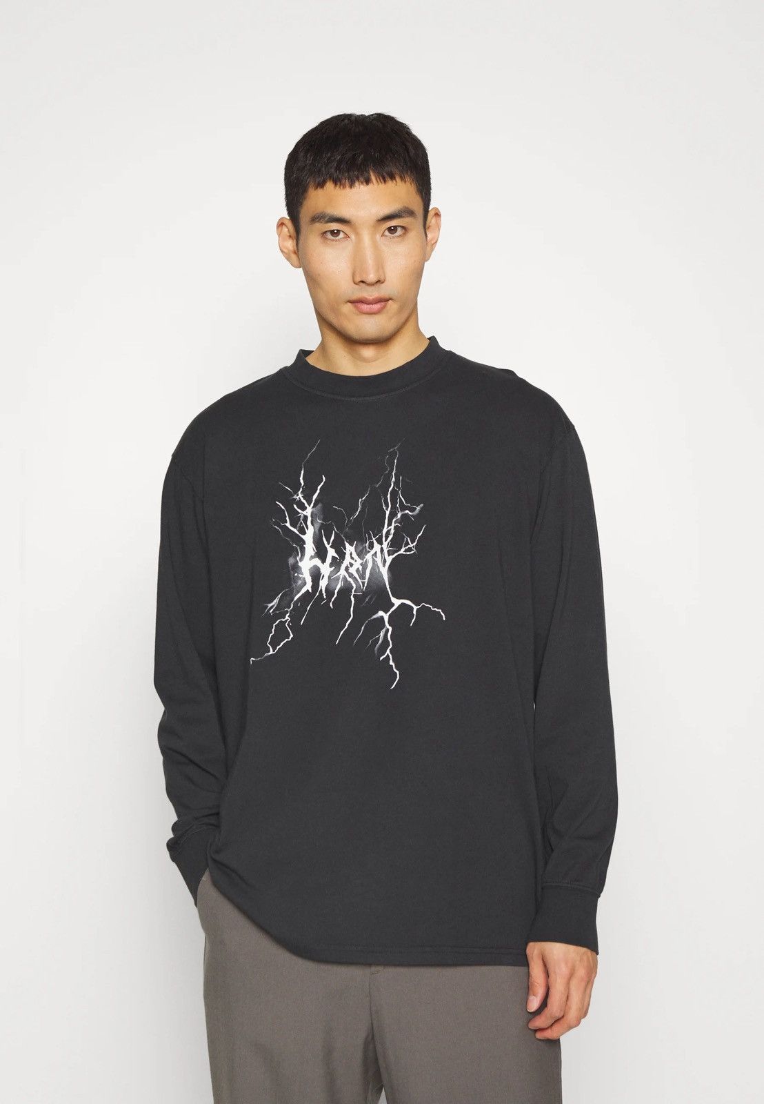 Han Kjobenhavn !DS! FW22 Han Kjobenhavn "HAN" Artwork Boxy Tee Long Sleeve Size US M / EU 48-50 / 2 - 1 Thumbnail
