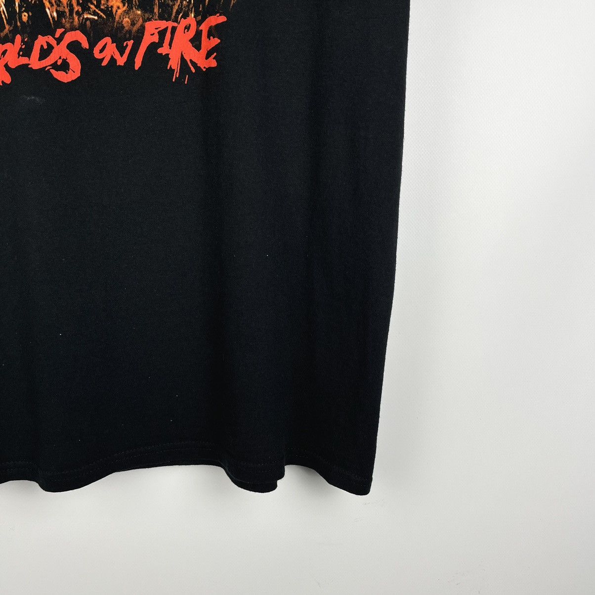 Band Tees Vintage The Prodigy Worlds On Fire Band T Shirt 2000’s Size US XL / EU 56 / 4 - 10 Thumbnail
