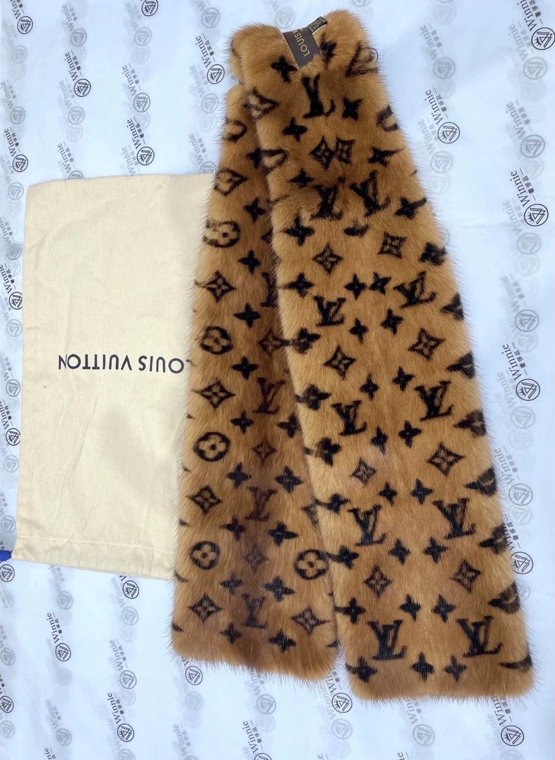 Louis Vuitton Louis Vuitton Presbyopic fur scarf Size ONE SIZE - 3 Thumbnail