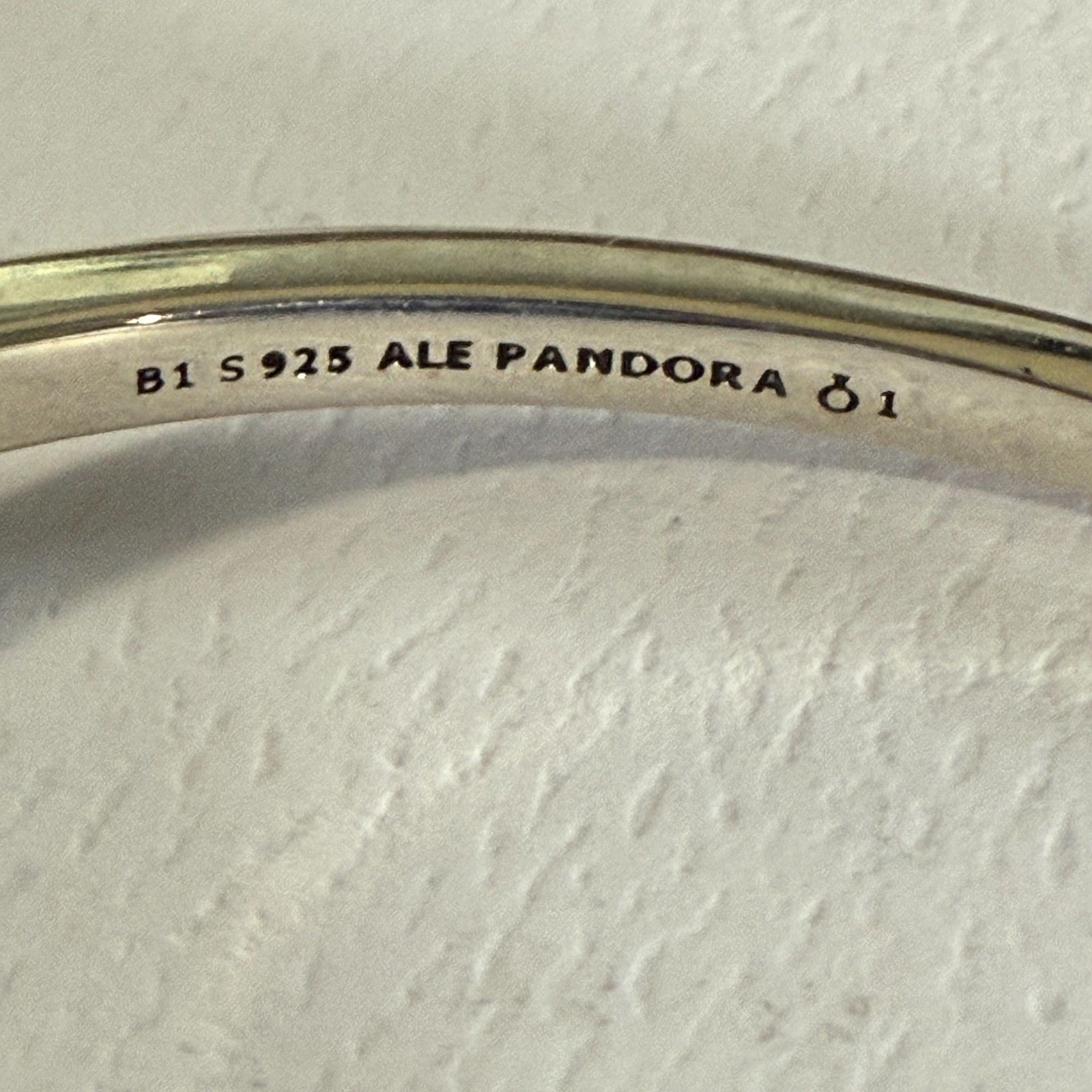 pandora Authentic Pandora Sparkling Heart Sterling Silver Bangle Bra Size ONE SIZE - 7 Thumbnail