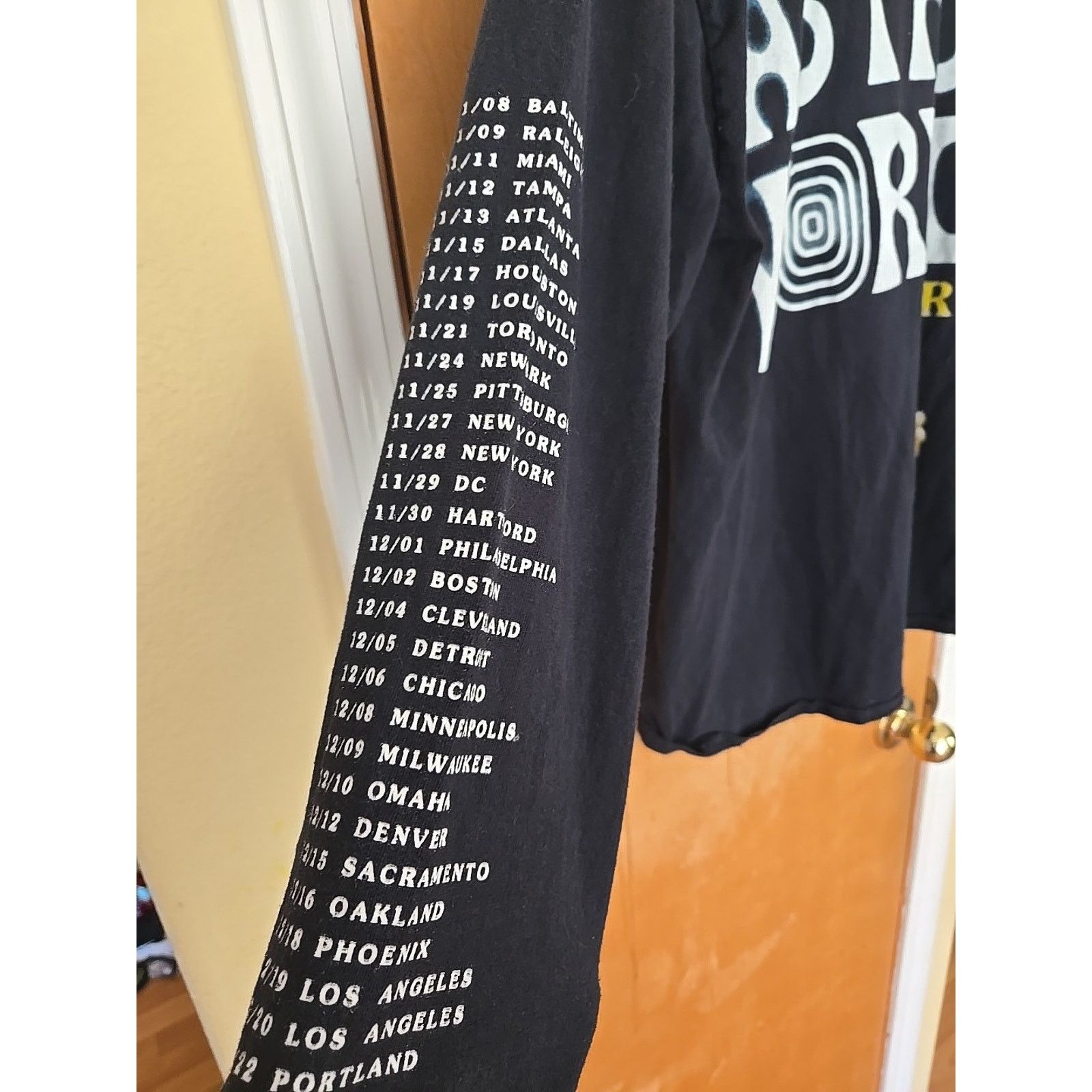 Travis Scott Travis Scott Astroworld Tour - Popcorn Long Sleeve Medium Size US M / EU 48-50 / 2 - 2 Thumbnail