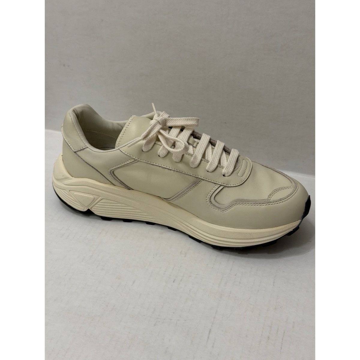 Common Projects COMMON PROJECTS PREMIUM RUNNER OFF WHITE SNEAKER Size US 9 / EU 42 - 12 Thumbnail