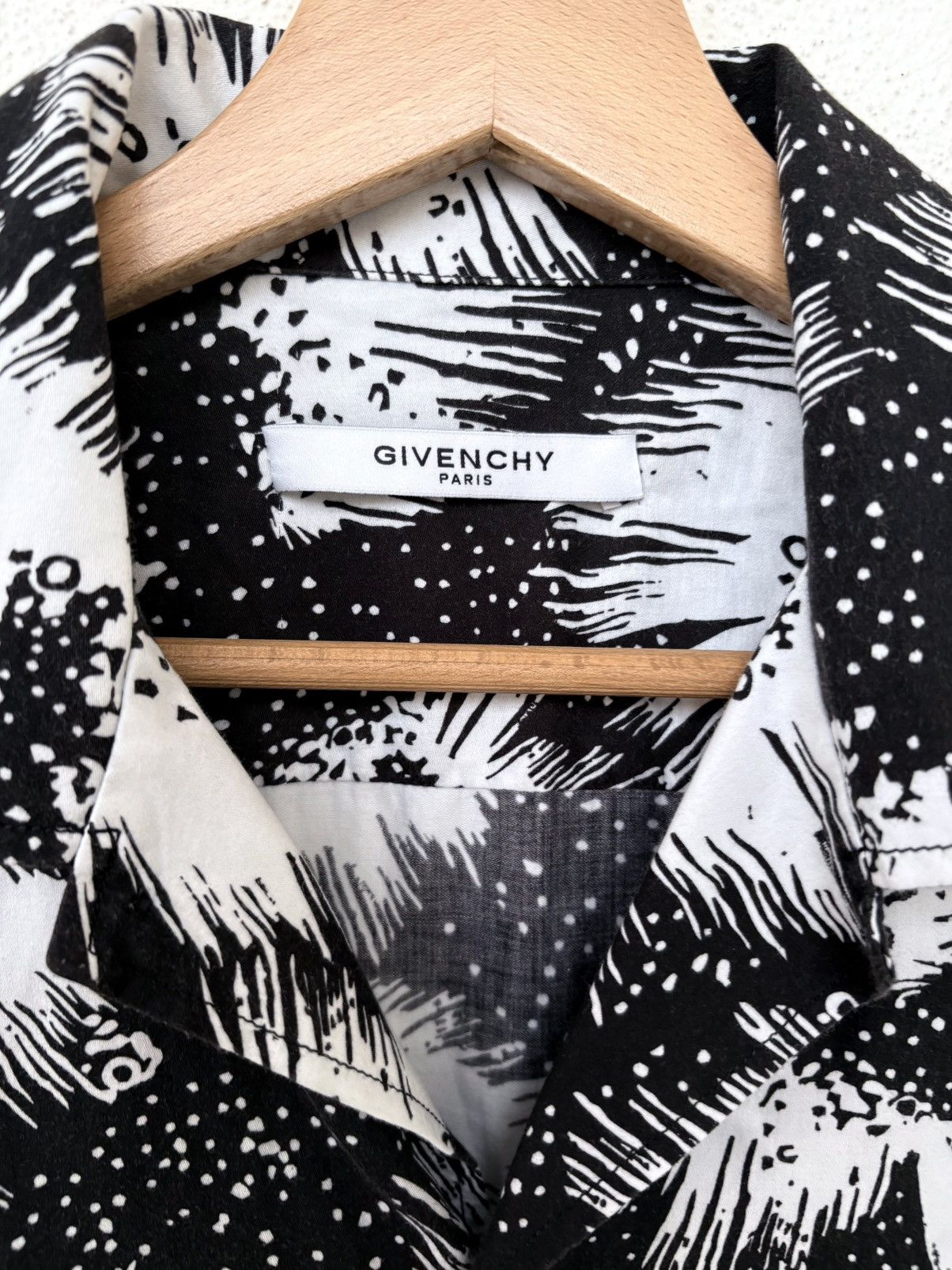 Givenchy Givenchy Urchin Print Vacation Shirt Size US M / EU 48-50 / 2 - 3 Thumbnail