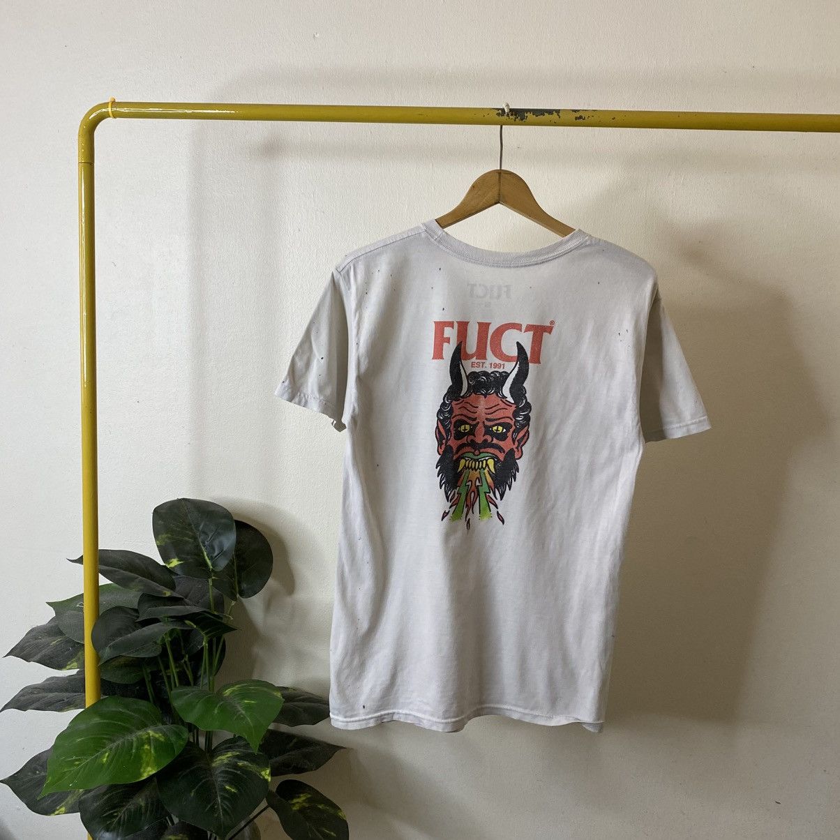 FUCT Fuct Skateboard Devil Graphic Skater T Shirt Size US S / EU 44-46 / 1 - 1 Thumbnail