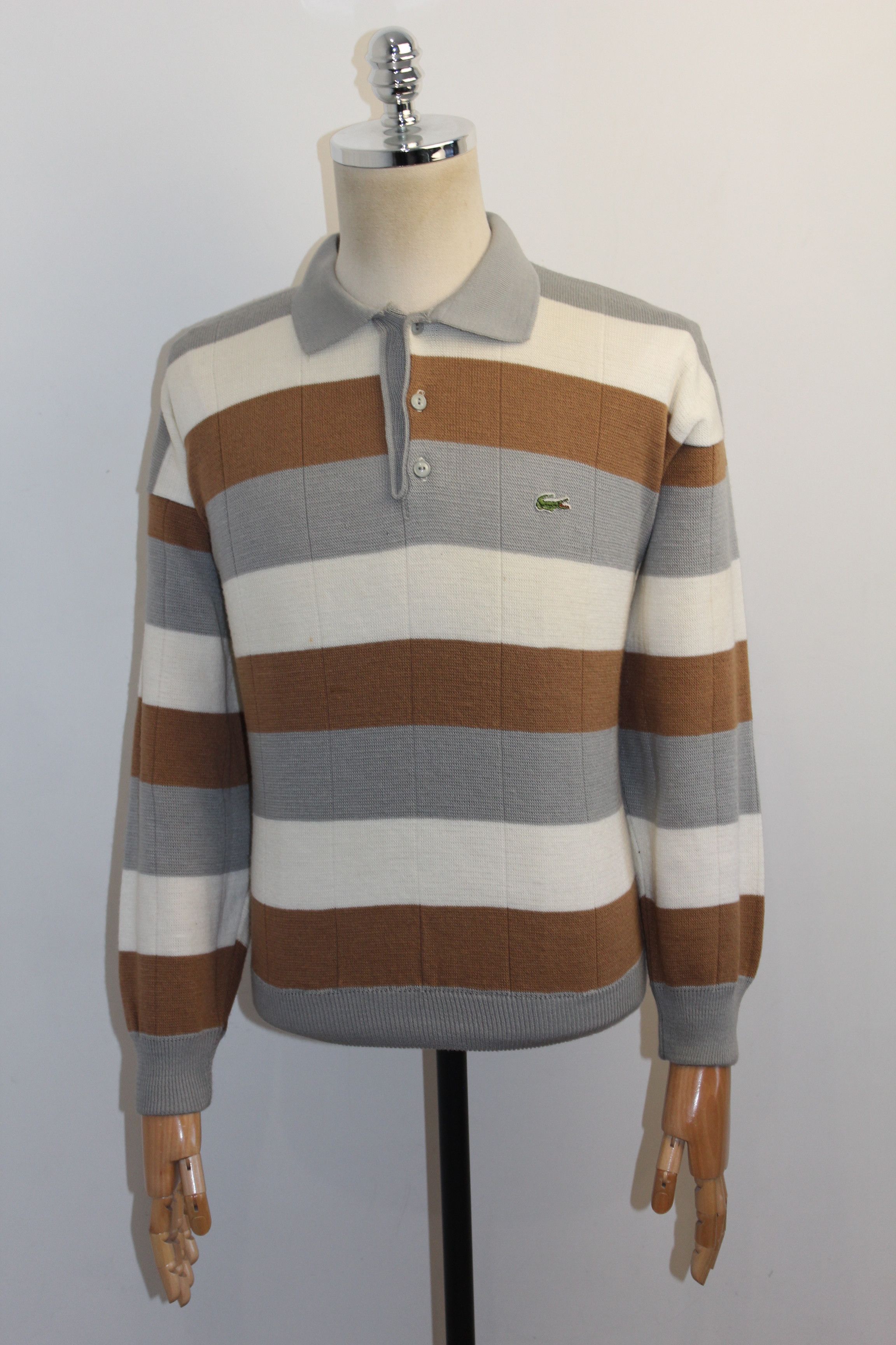 Lacoste Men's LACOSTE Vintage V-Neck Striped Jumper Size US M / EU 48-50 / 2 - 4 Thumbnail