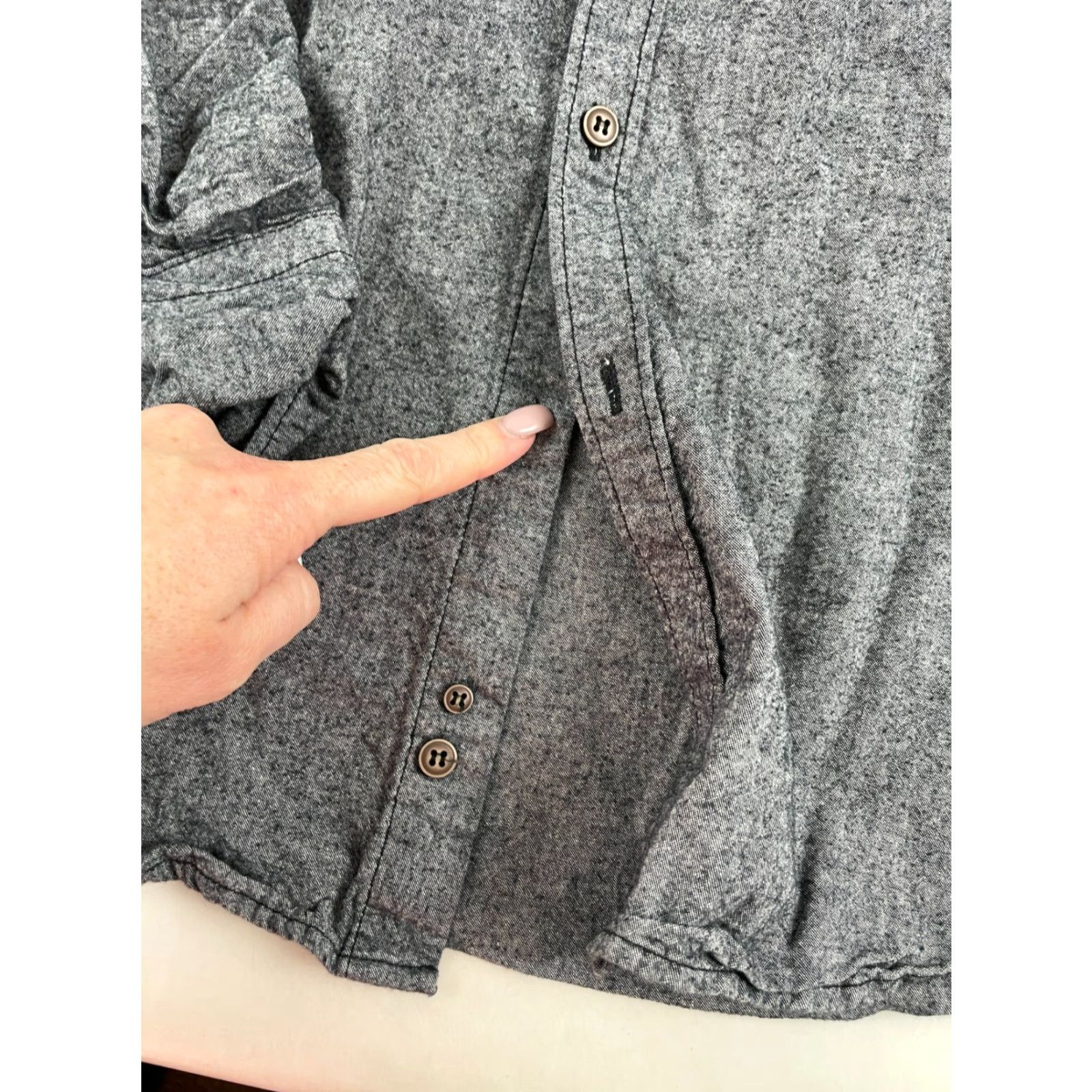 Vintage VINTAGE Red Shirt Mens S Gray Chambray Button-Up Long Sleeve Collared Shirt Size US S / EU 44-46 / 1 - 5 Thumbnail