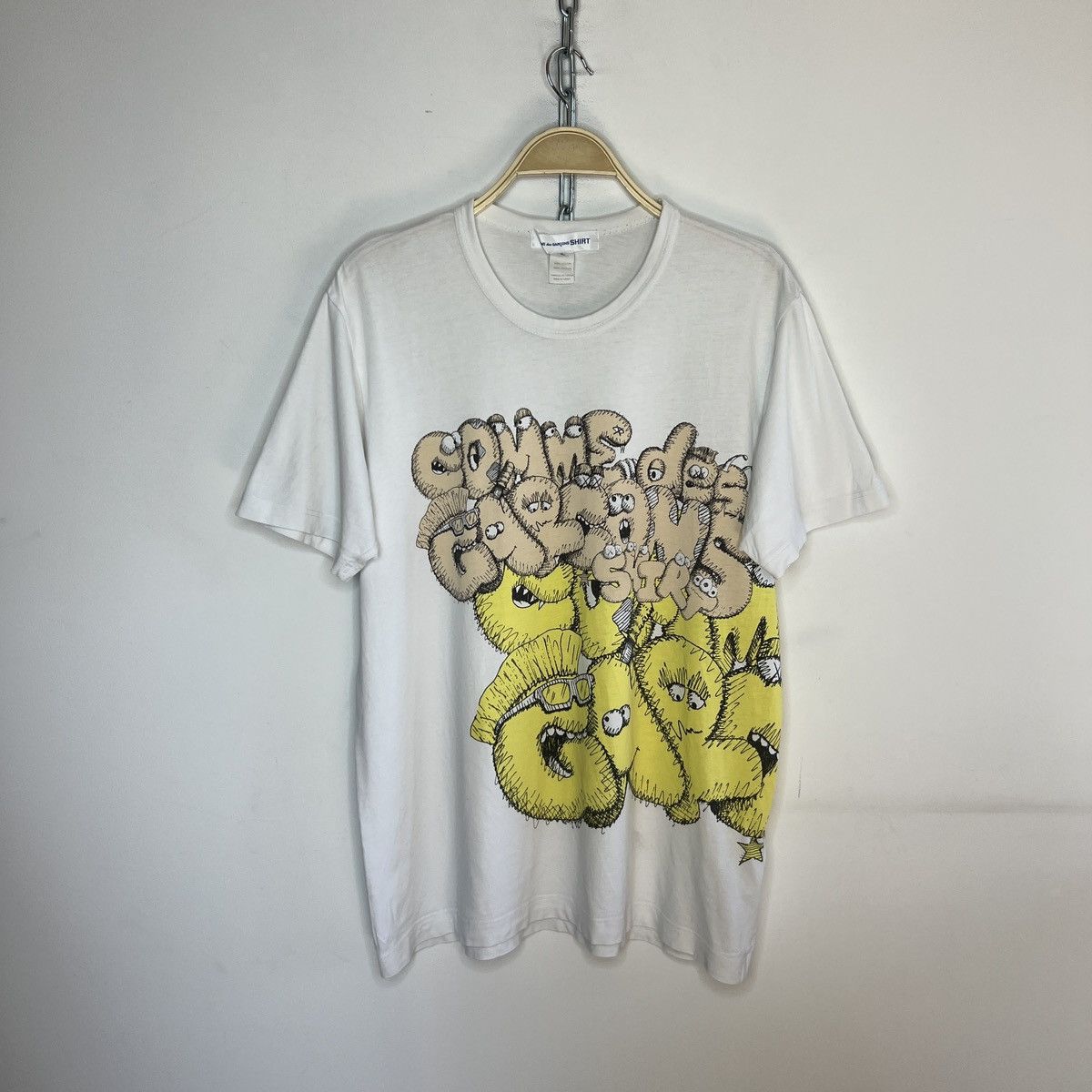 Comme des Garcons PLAY Comme Des Garçons Kaws T Shirt Size US L / EU 52-54 / 3 - 1 Thumbnail