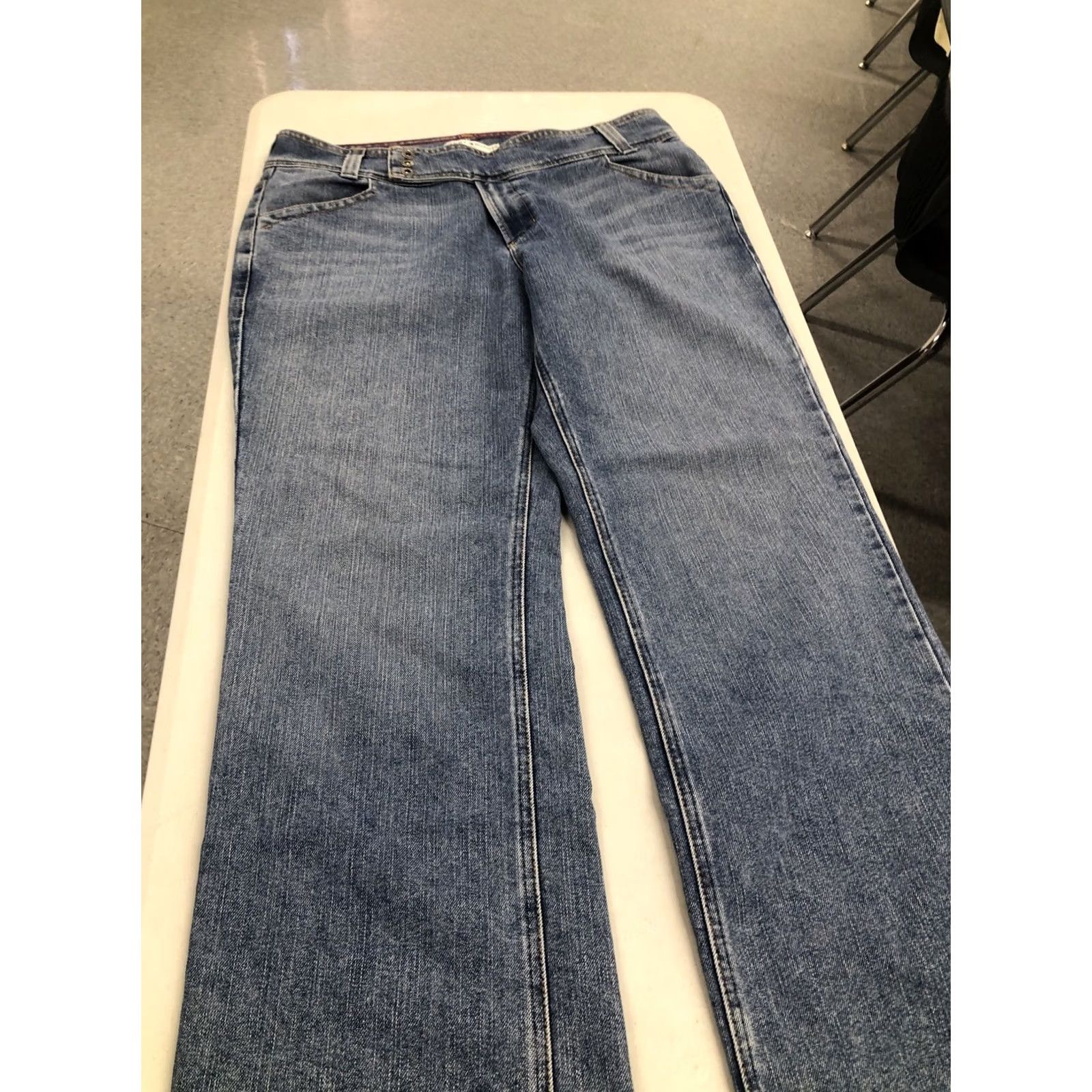 Tommy Hilfiger TOMMY HILFIGER Jeans Women's 18 High Rise Bootcut Hipster Denim 38x32.5 Blue 5-Pocket N/A Regular Vintage/HS Girls? Size 40" / US 18 - 4 Thumbnail