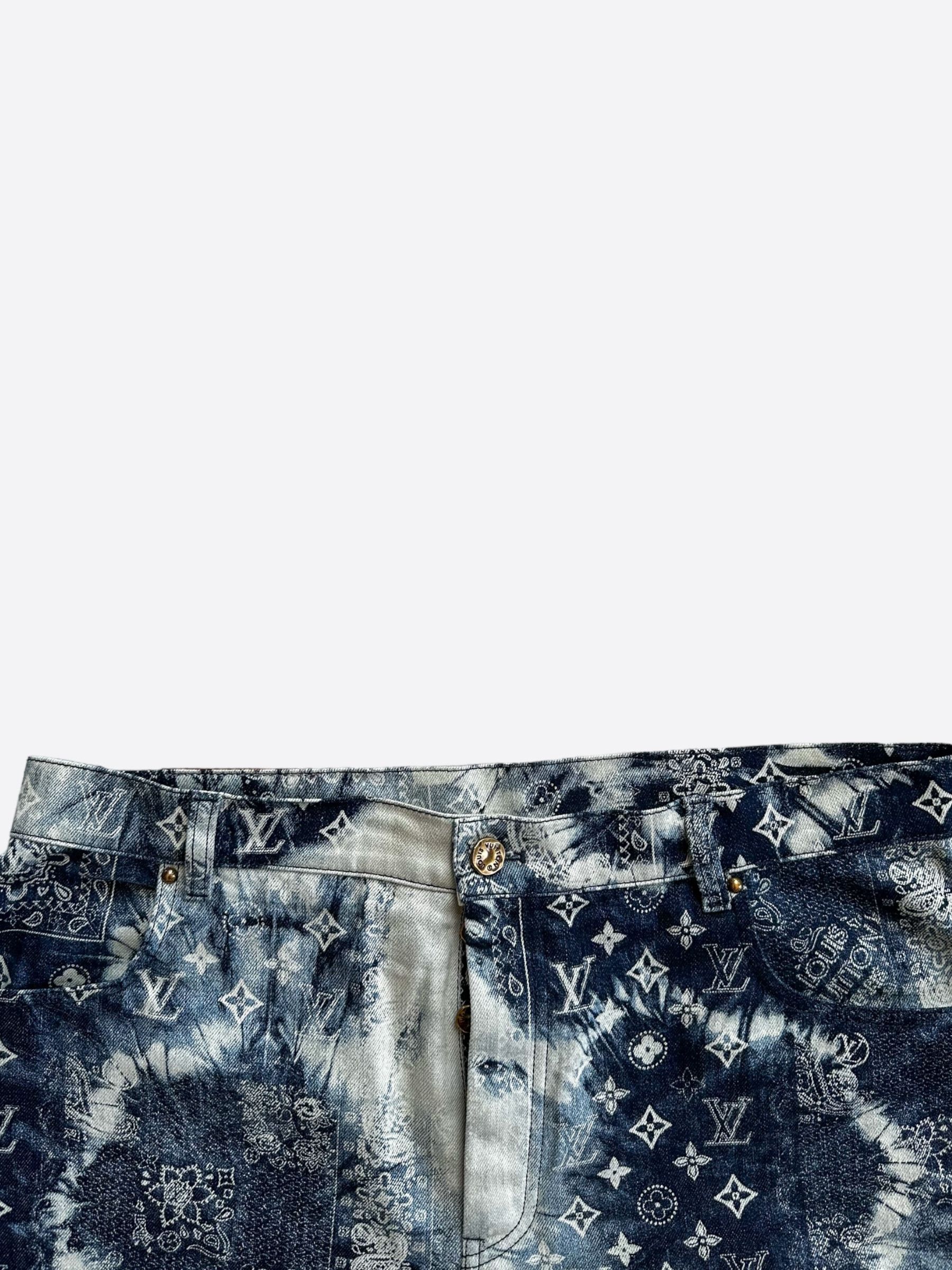 Louis Vuitton Louis Vuitton Blue Bleached Bandana Monogram Denim Shorts Size US 36 / EU 52 - 3 Thumbnail