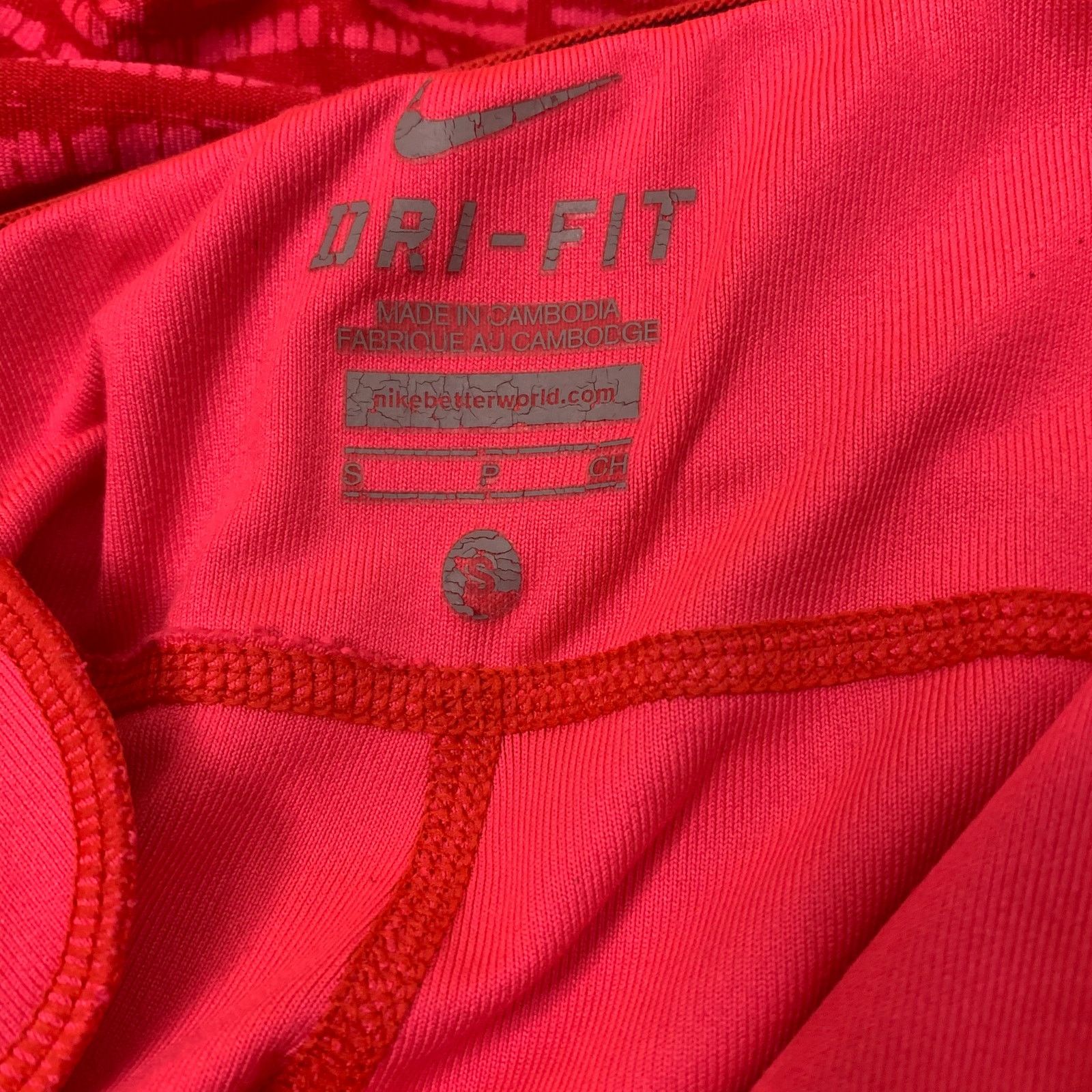 Nike Nike Athleisure Red Pink Stripe Crop Legging Small Dri-Fit Size 27" / US 4 / IT 40 - 8 Thumbnail