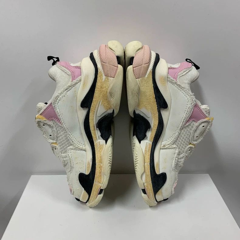 Balenciaga Balenciaga Pink and White Dad Sneakers Size 37-2505 Size US 8 / EU 41 - 5 Thumbnail