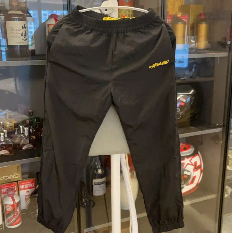 Off-White Men's Black Nylon Casual Pants 0089