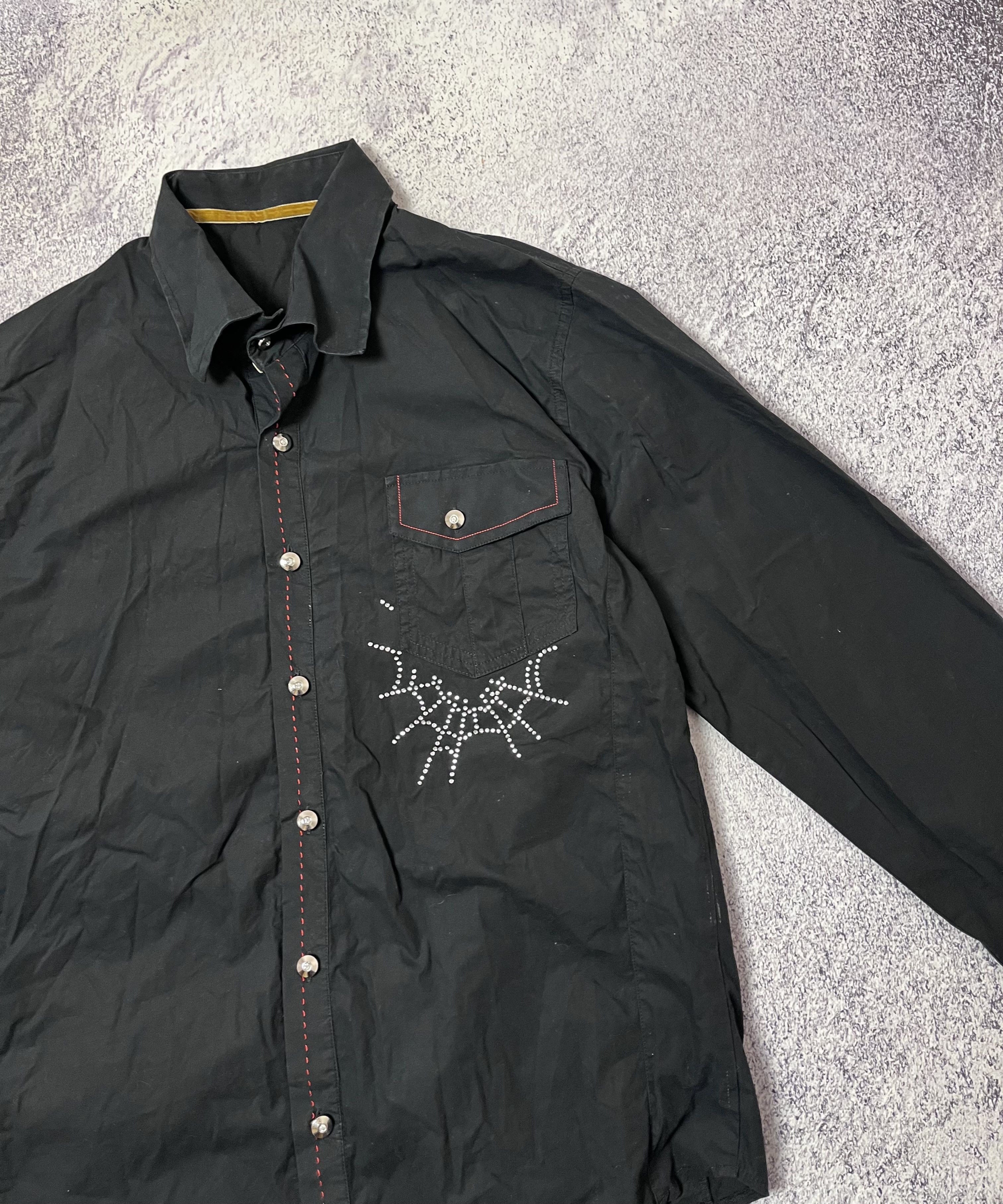 Japanese Brand Men’s shirt size Xl big logo Size US XXL / EU 58 / 5 - 6 Thumbnail
