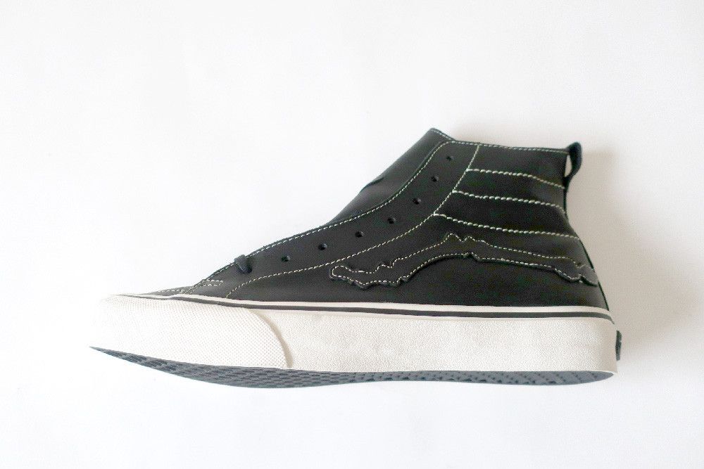 Vans (11)BLENDS X VANS VAULT SK8-HI DECON LX BLACK BONES Size US 11 / EU 44 - 1 Thumbnail