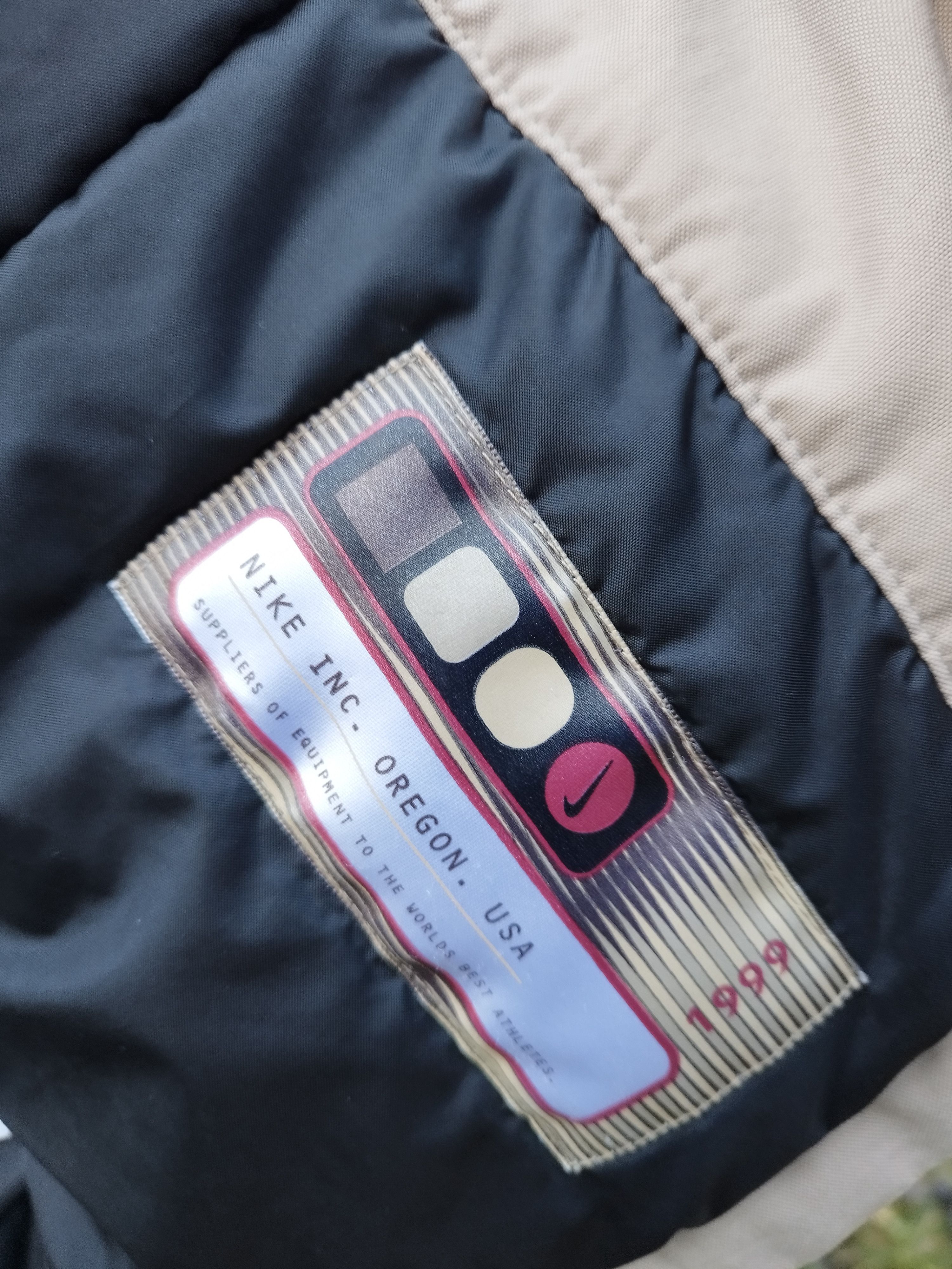 Nike VINTAGE 90s/Y2K Nike Jacket | YKK Zippers, Nylon Shell Size US M / EU 48-50 / 2 - 17 Thumbnail