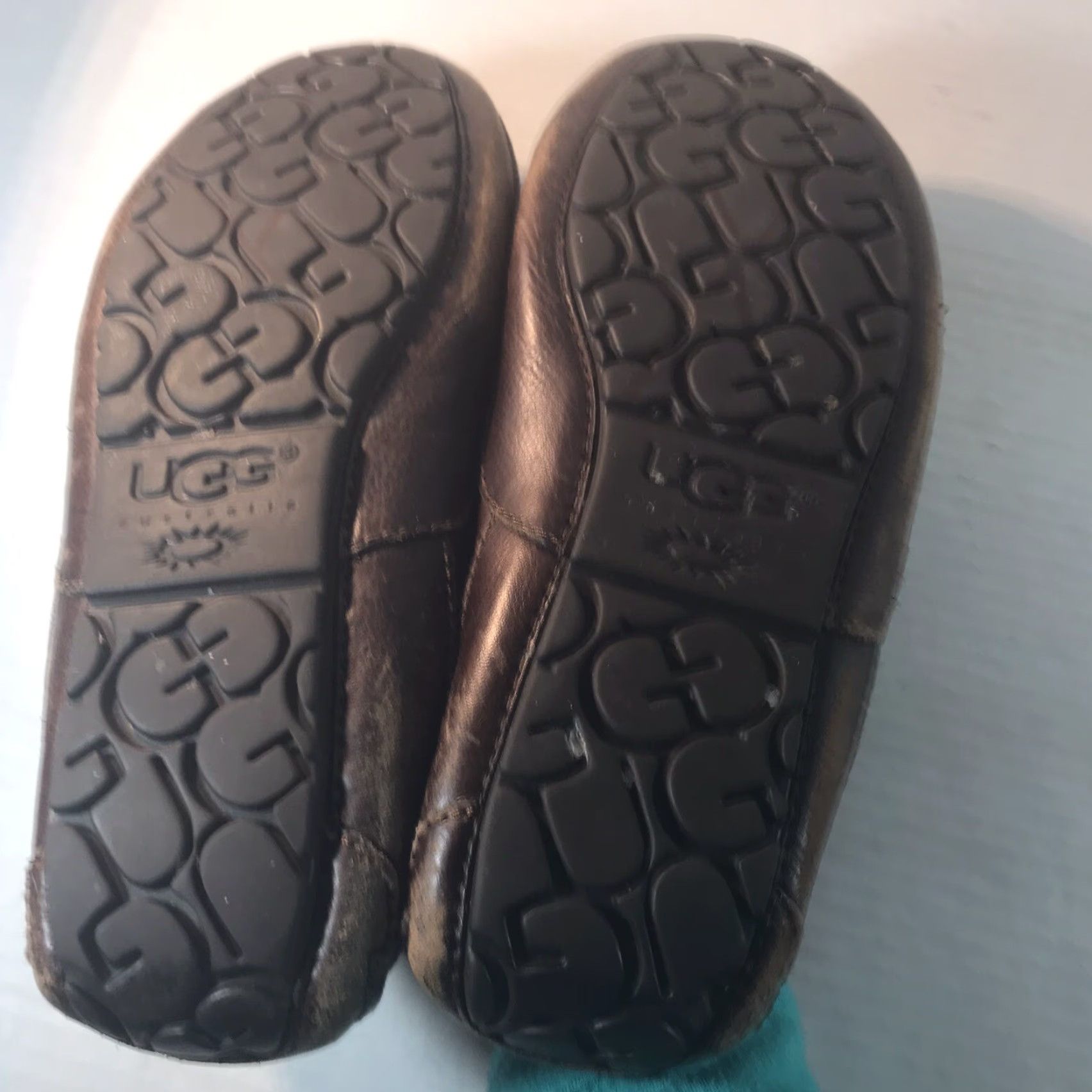 Ugg Ugg Leather Loafers Mens Size 7 Brown Casual Comfort Sheepskin Rubber Sole Vietnam Size US 7 / EU 40 - 6 Thumbnail