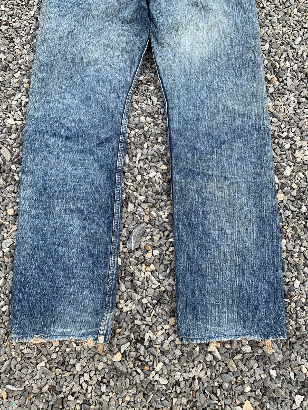 OMNIGOD OMNIGOD 50023 SELVEDGE BUTTON FLY JAPANESE DISTRESSED DENIM Size US 31 - 10 Thumbnail