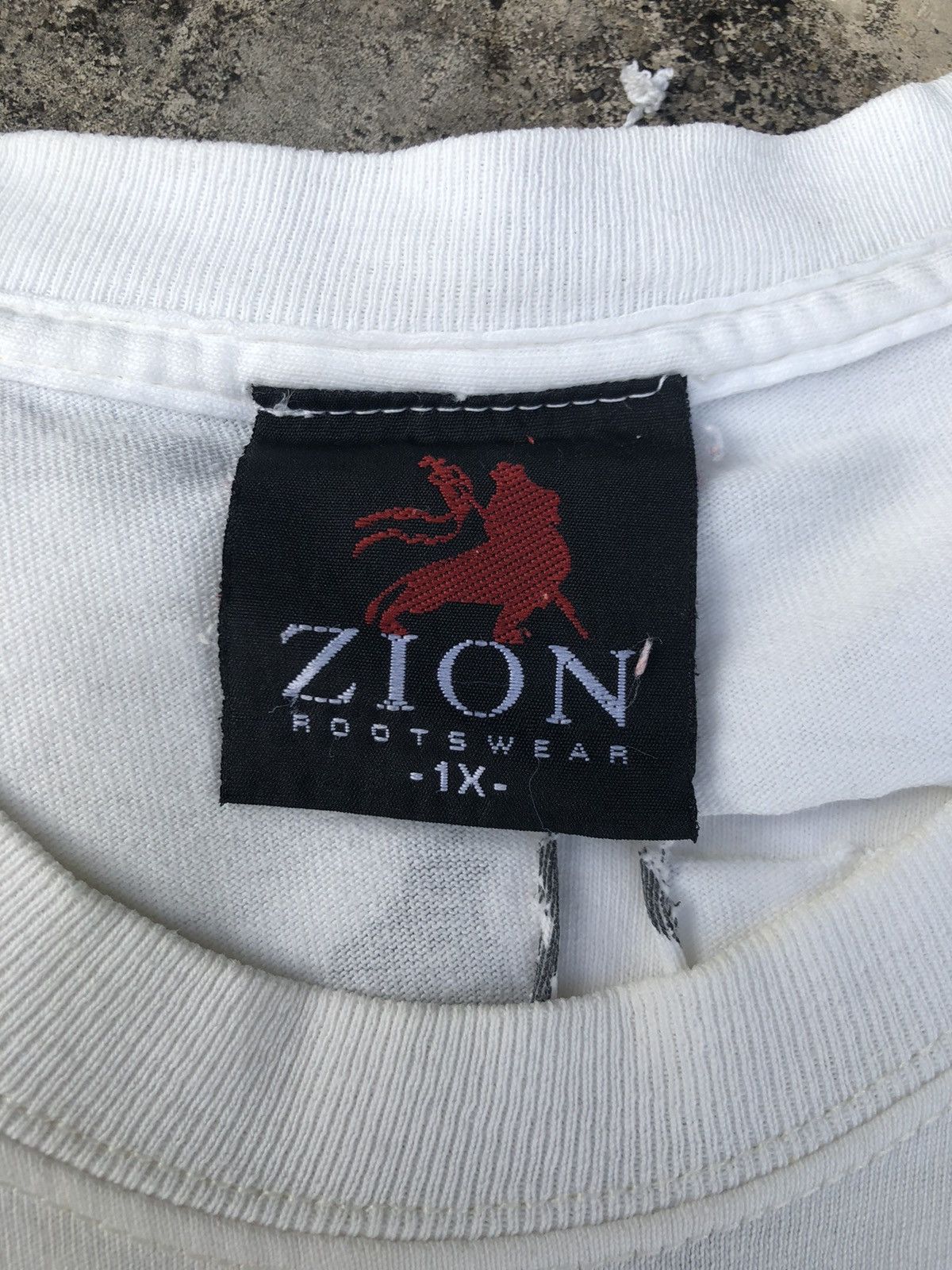 Vintage × Zion Rootswear 2004 Vintage Jimmy Cliff The Harder They Come Tee Distressed Size US XL / EU 56 / 4 - 4 Thumbnail