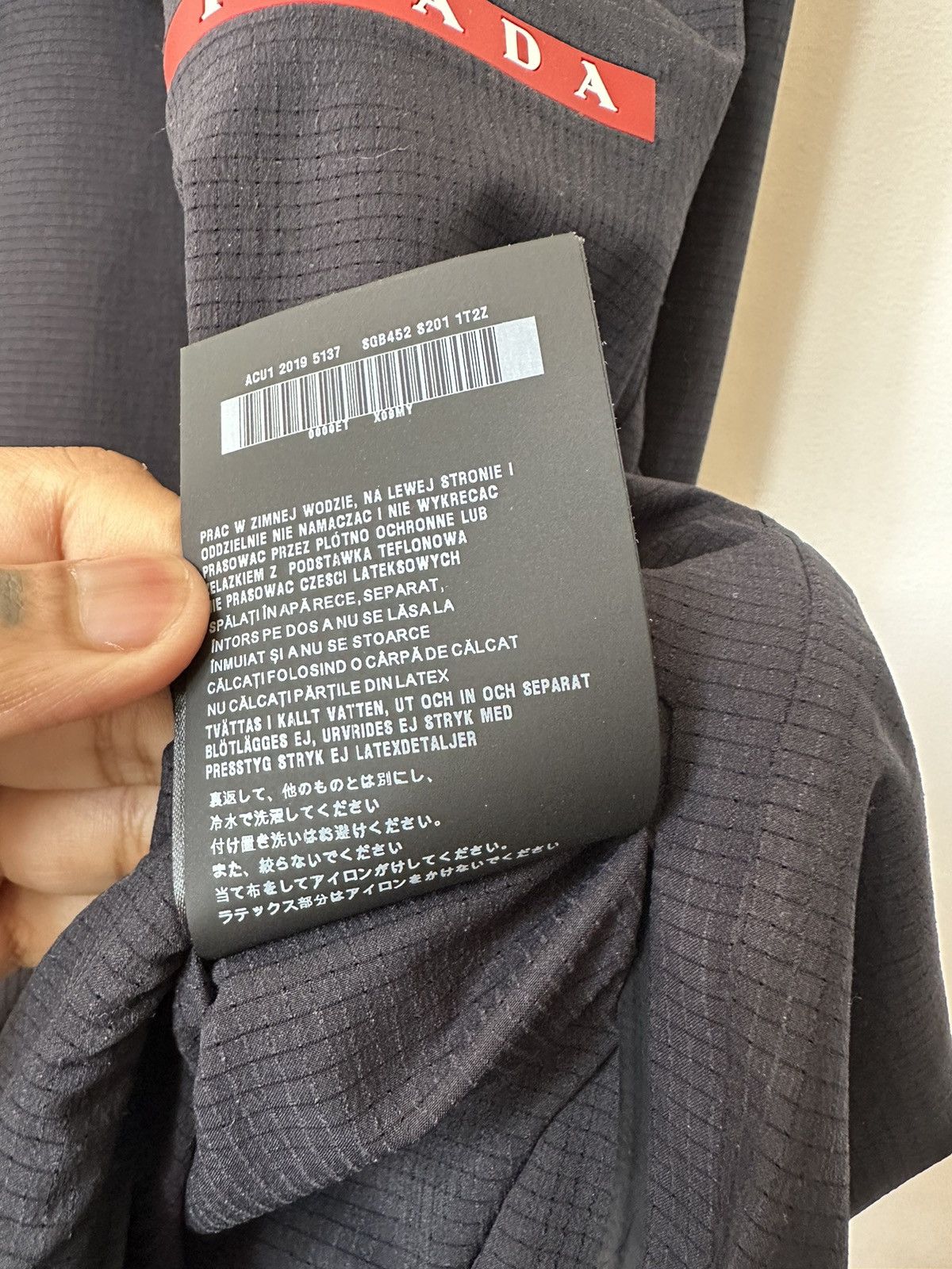 Prada Prada 2022 Windbreaker Linea Rossa RipStop Light Bi-Stretch Size US L / EU 52-54 / 3 - 14 Thumbnail