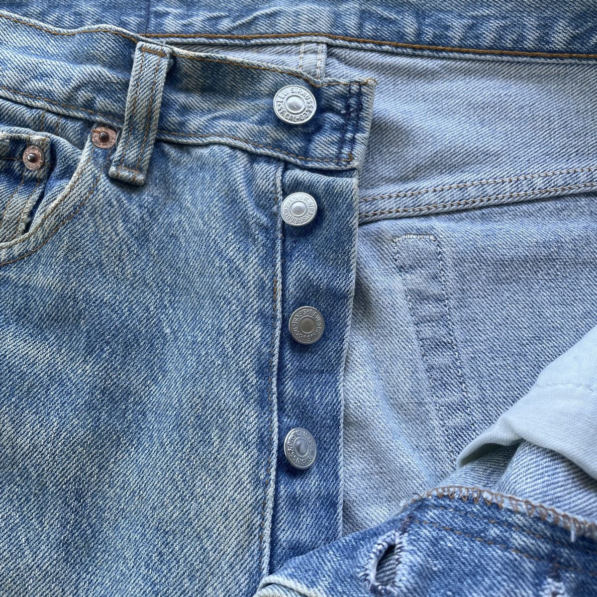 Jean 90s Vintage Levi’s 501 Rusty USA Jeans Distress Faded Pants Size US 31 - 6 Thumbnail