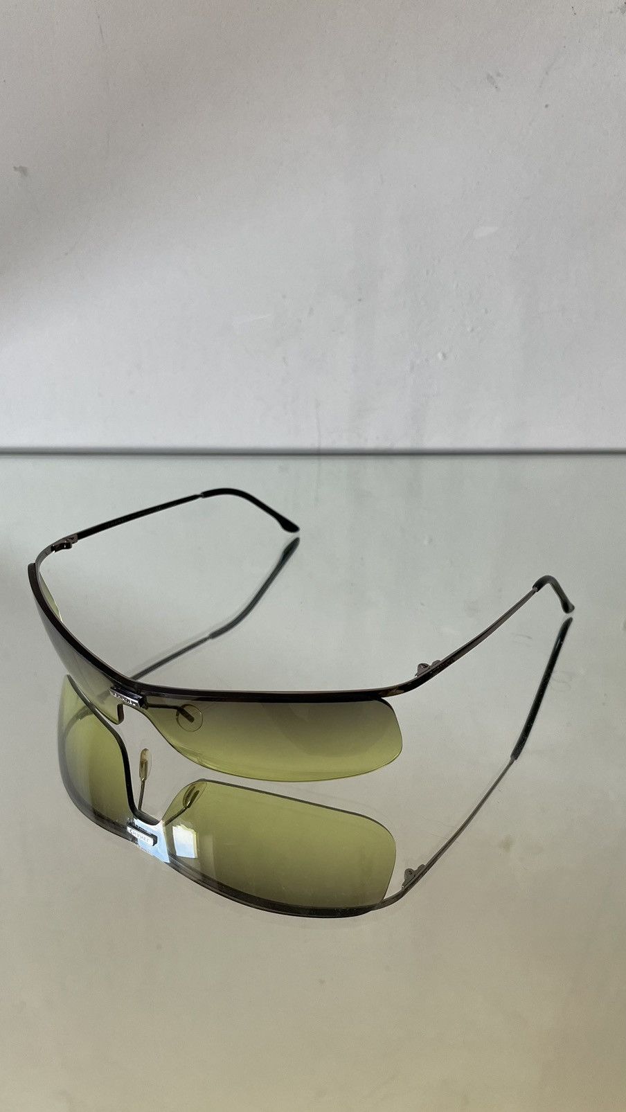 Chanel chanel summer 2000 rimless yellow ombre tint sunglasses y2k Size ONE SIZE - 1 Thumbnail