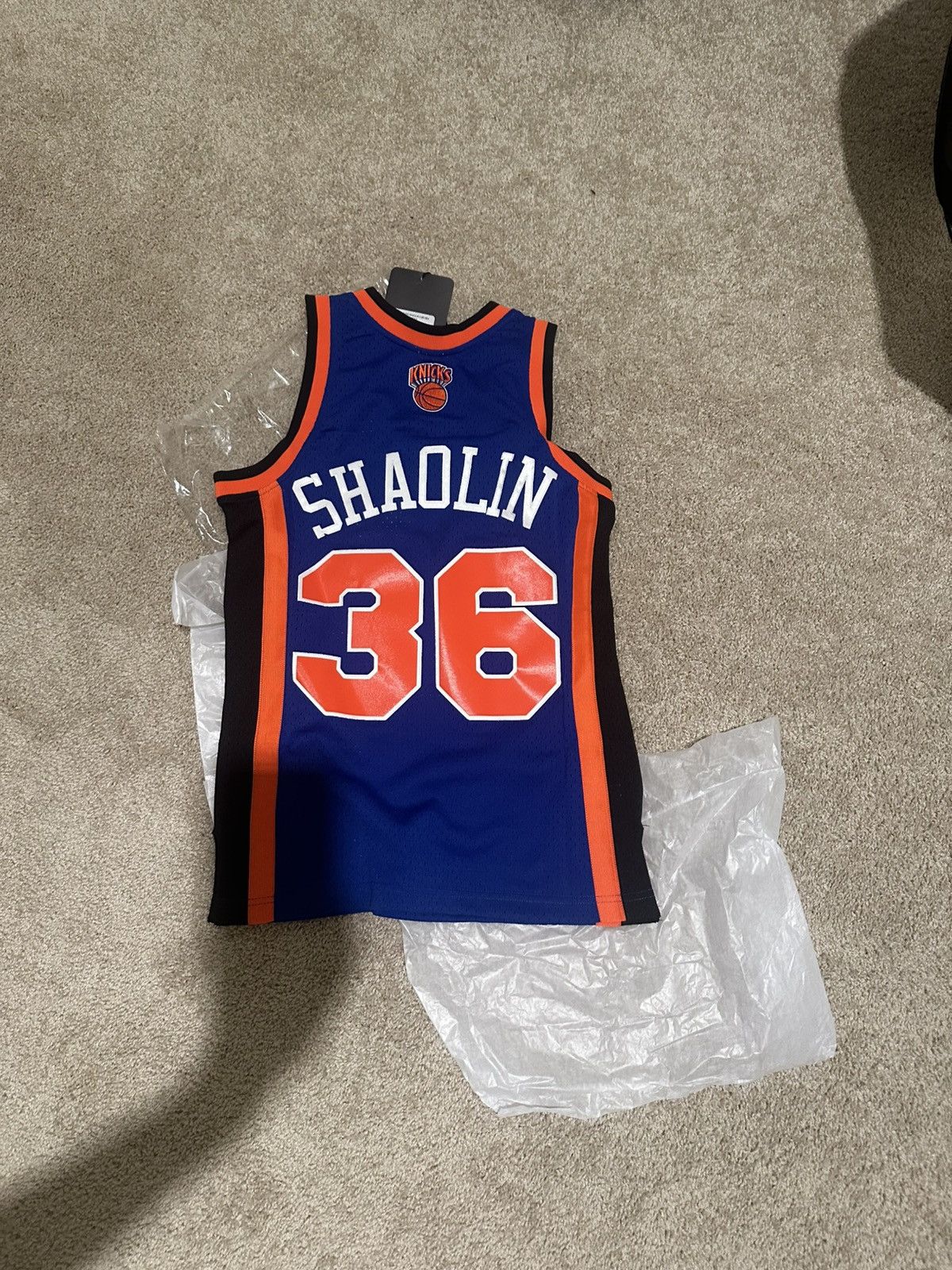 Mitchell & Ness NBA WU TANG SHAOLIN X BRNBA REMIX JERSEY KNICKS (SMALL) Size US S / EU 44-46 / 1 - 3 Thumbnail