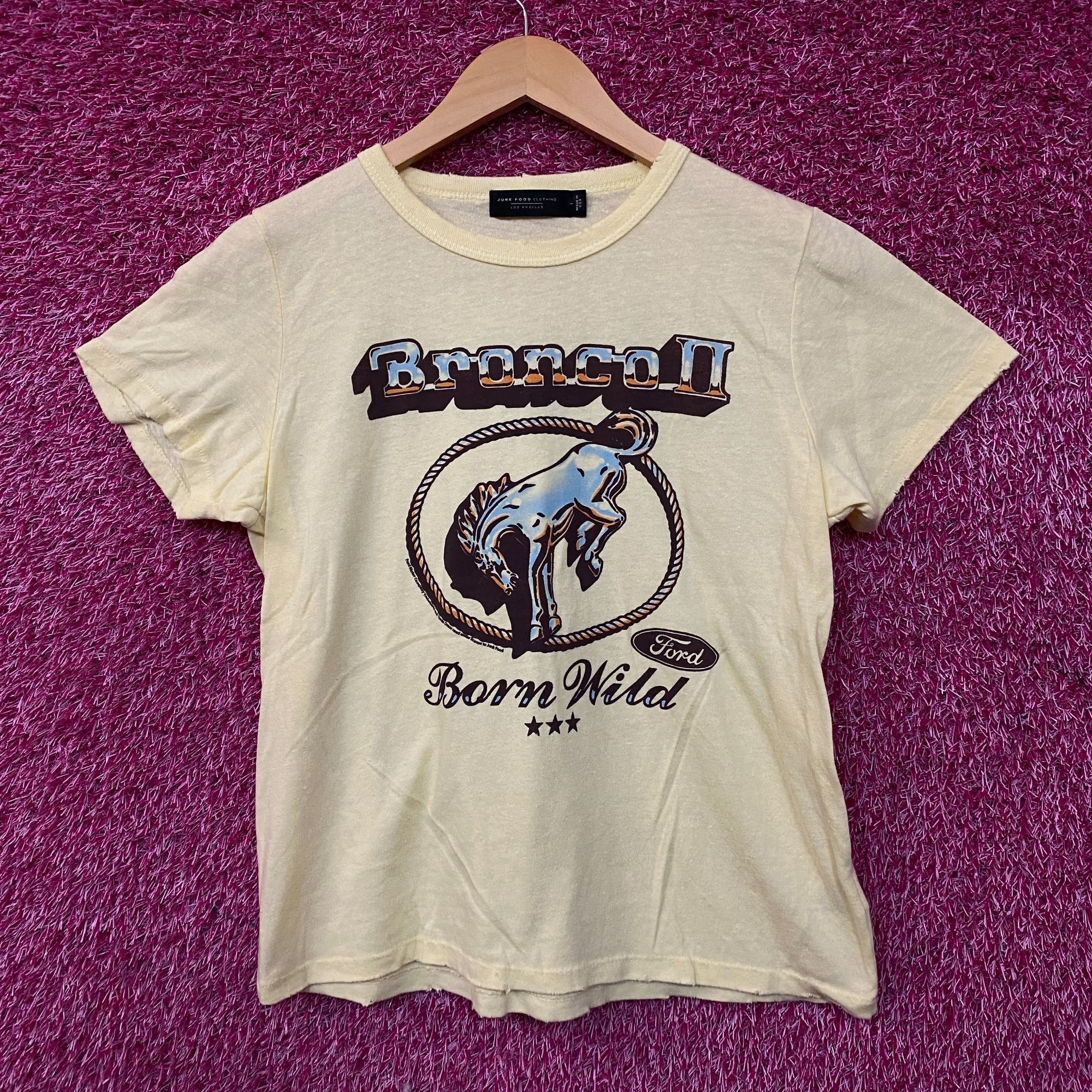 Junk Food Junk Food Clothing Women's Bronco 2 Born Wild Graphic T-Shir Size L / US 10 / IT 46 - 1 Thumbnail